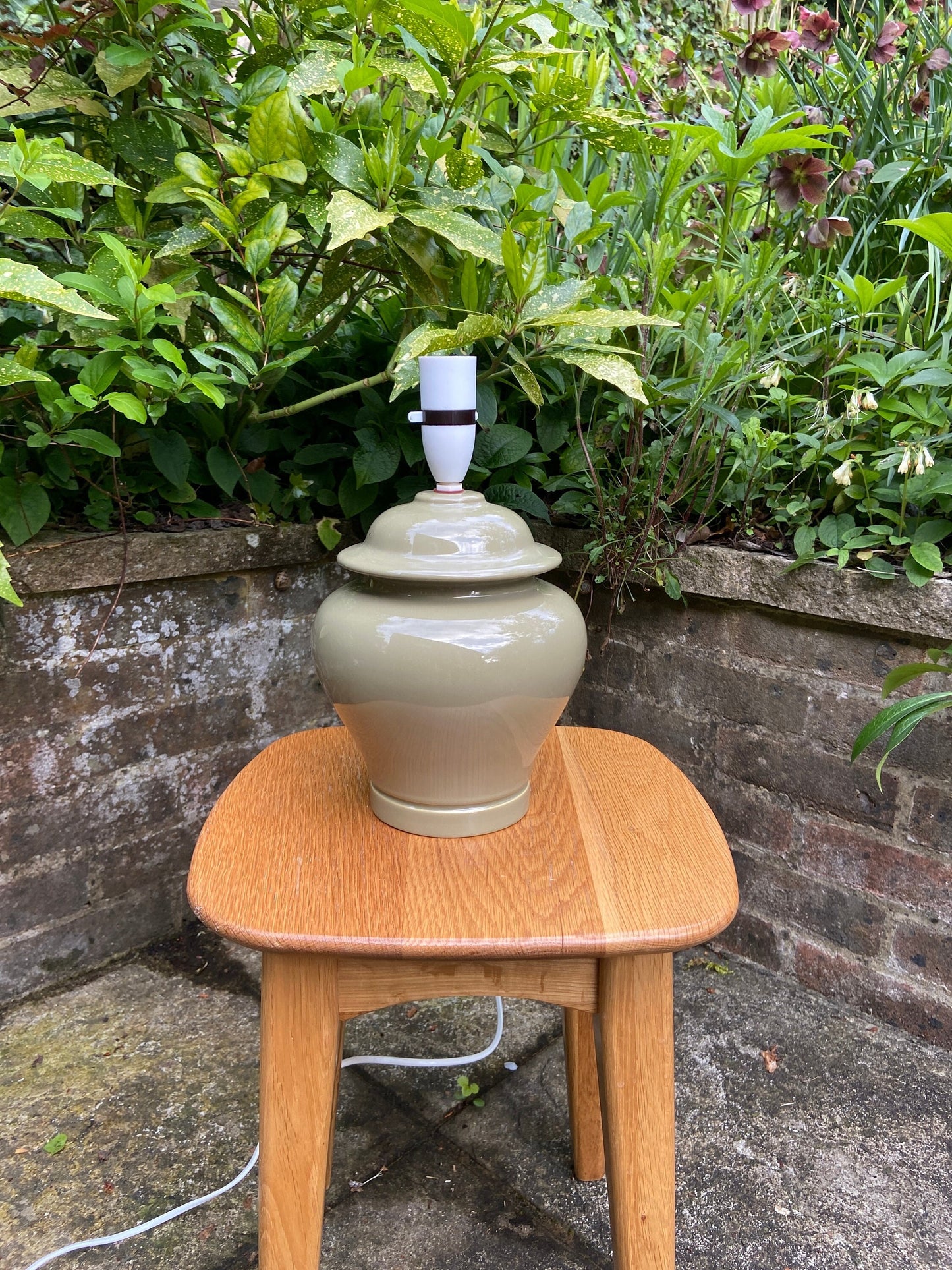 green gingerjar working lamp