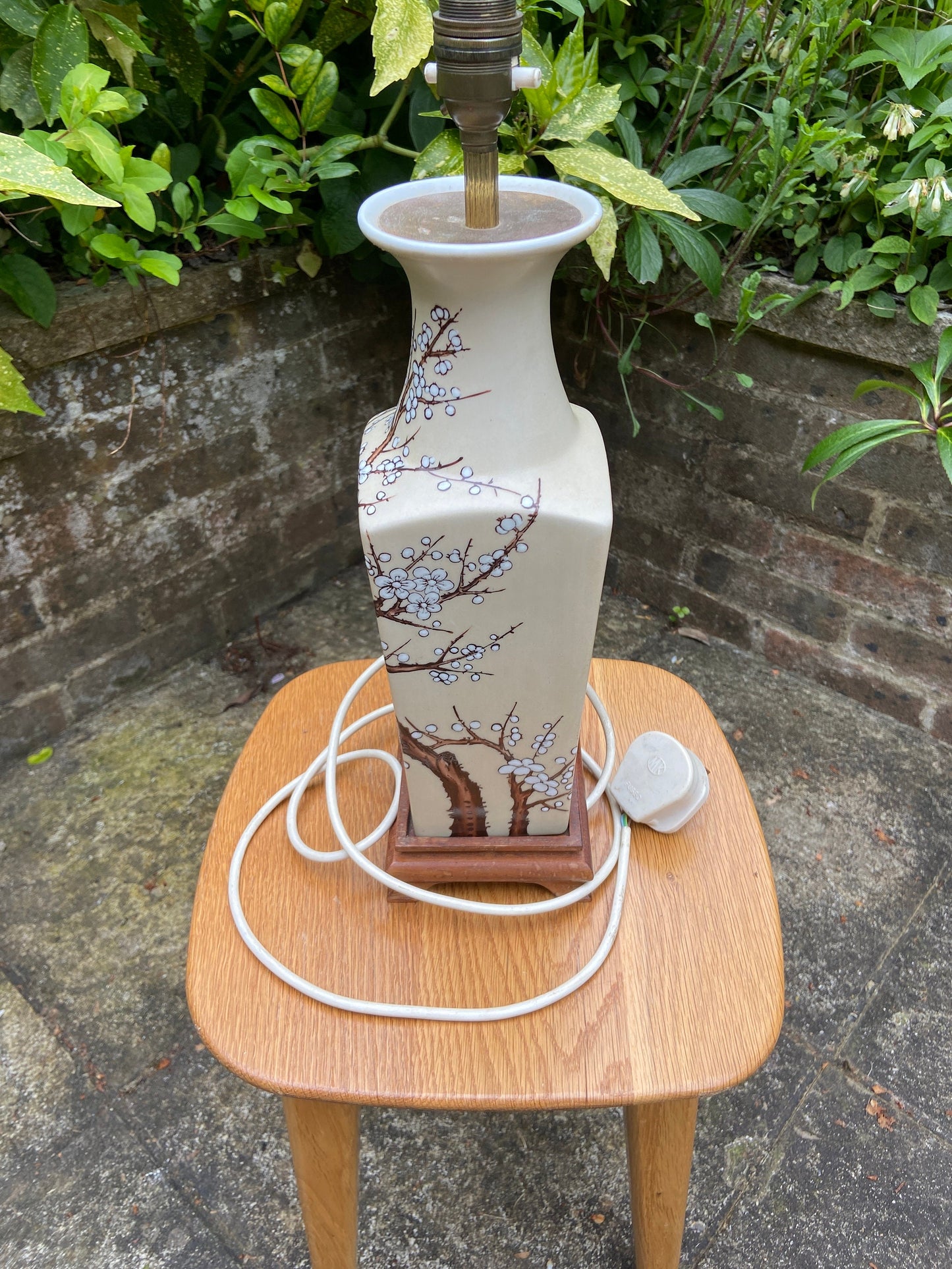 gorgeous squarednoriental chinesenlamp