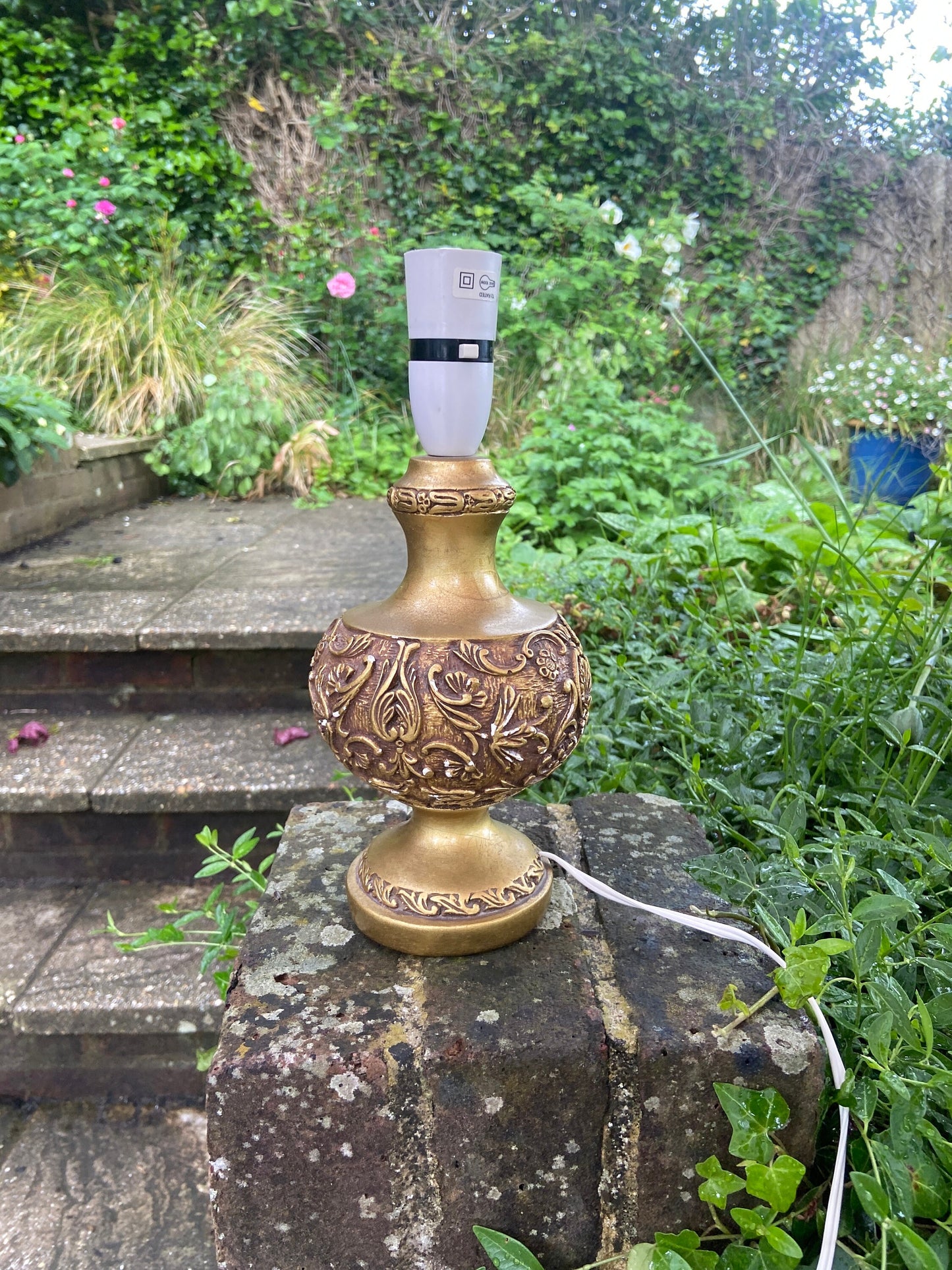 Ornate Retro Vintage Table Lamp - plaster covered in stunning gilt paint, working vintage table lamp gold