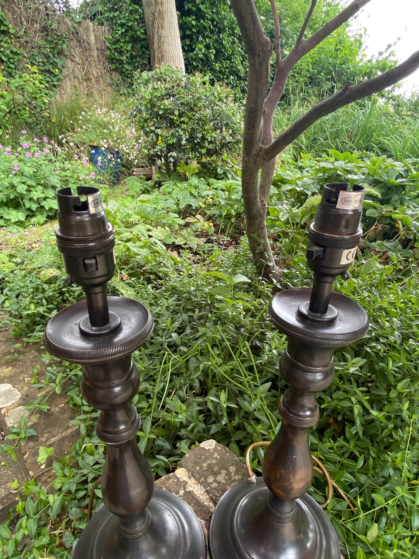 Vintage pair of metallic black and subtle gold lamps - working condition; pair vintage table lamps, black and tarnished metal look