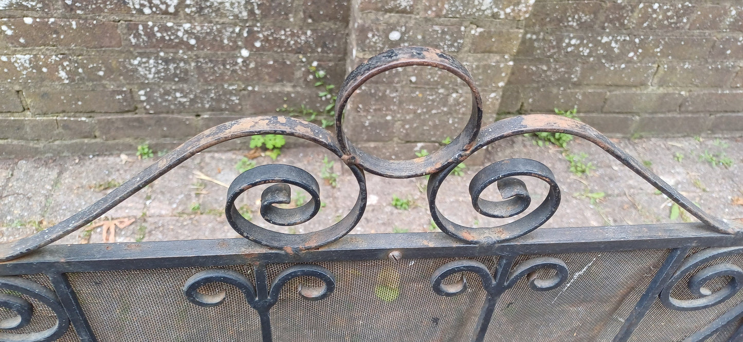 Pretty Solid Iron Vintage Fire Screen or Guard Fireplace