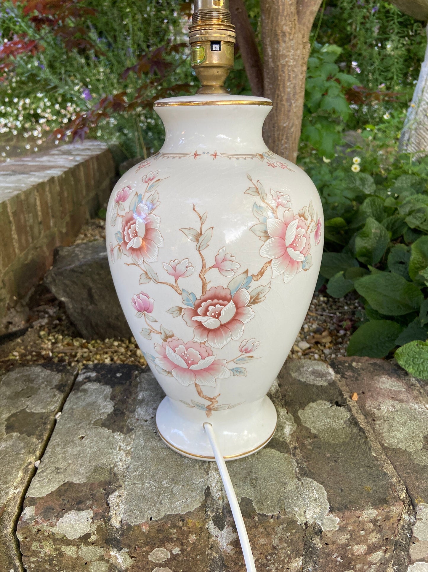 Vintage M&S St Michael's 1980s ceramic lamp with rose and blossom detail - working condition
