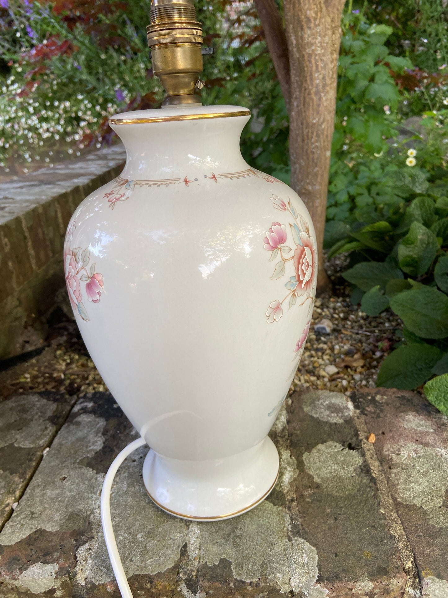 Vintage M&S St Michael's 1980s ceramic lamp with rose and blossom detail - working condition