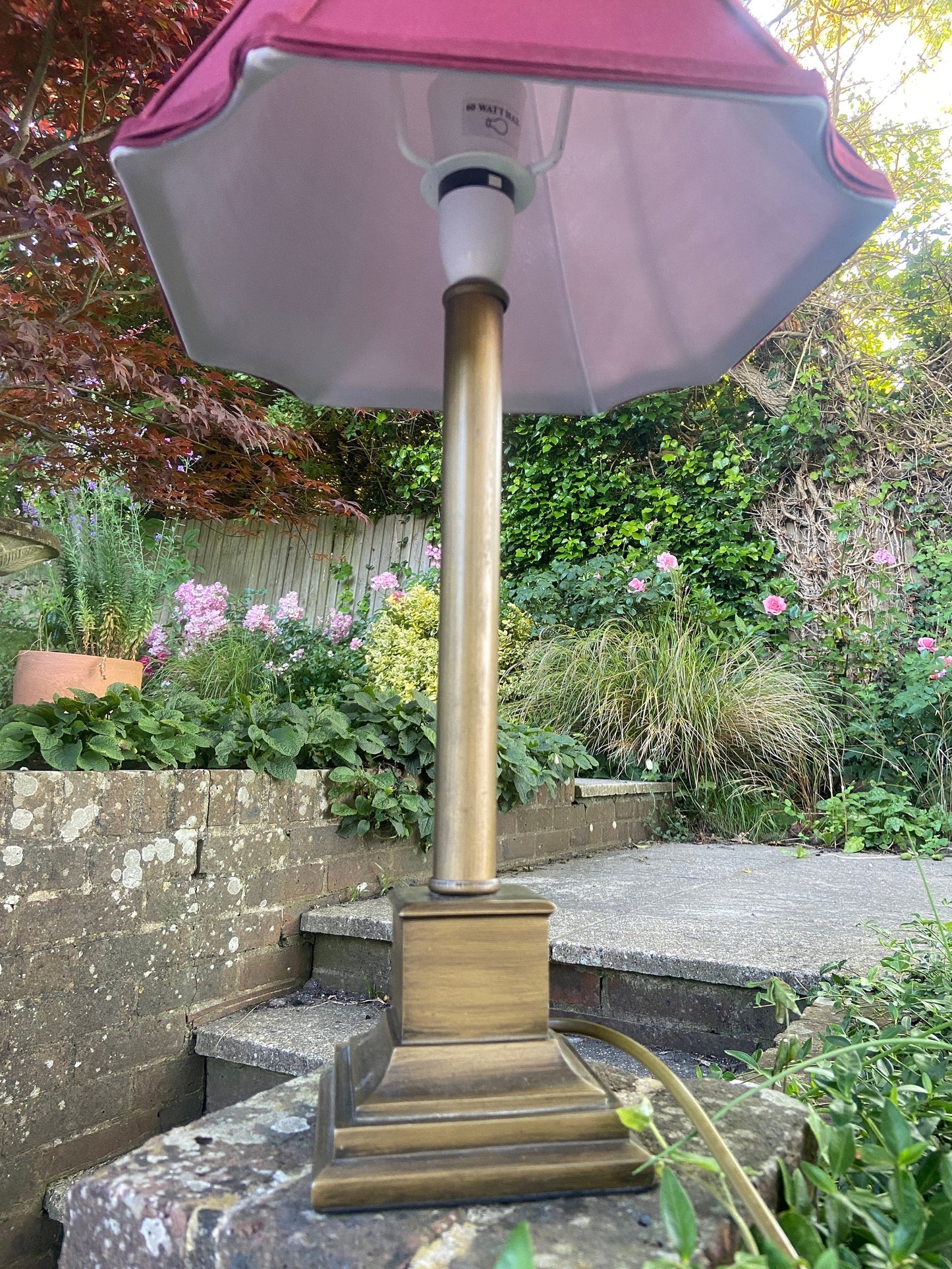 Delightful vintage very tall metal lamp (antique bronze gold colour) with maroon vintage shade, quality vintage table lamp working condition