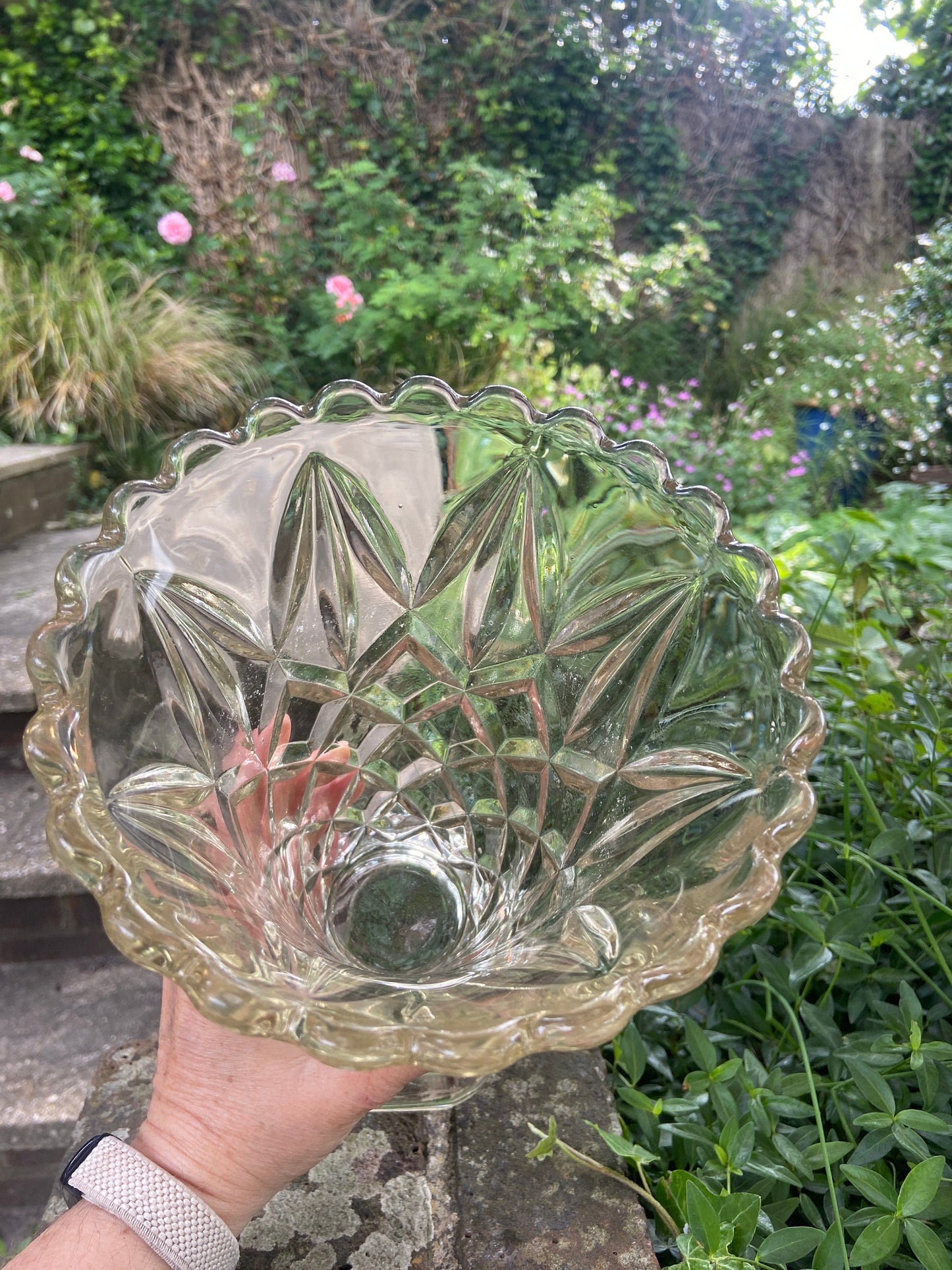 Large vintage pressed glass flower vase - attractive design, large flower vase, glass vintage vase
