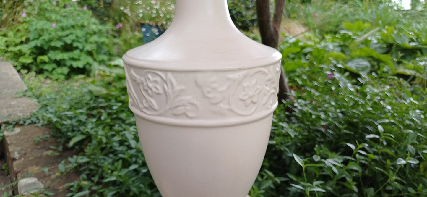 Vintage Light Cream Marks and Spencer Large Ceramic Table Lamp Working.