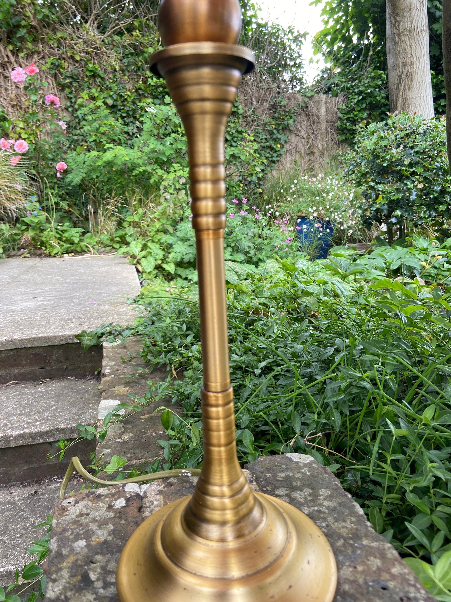 Vintage brass effect dar lighting table lamp - tall candlestick style table lamp
