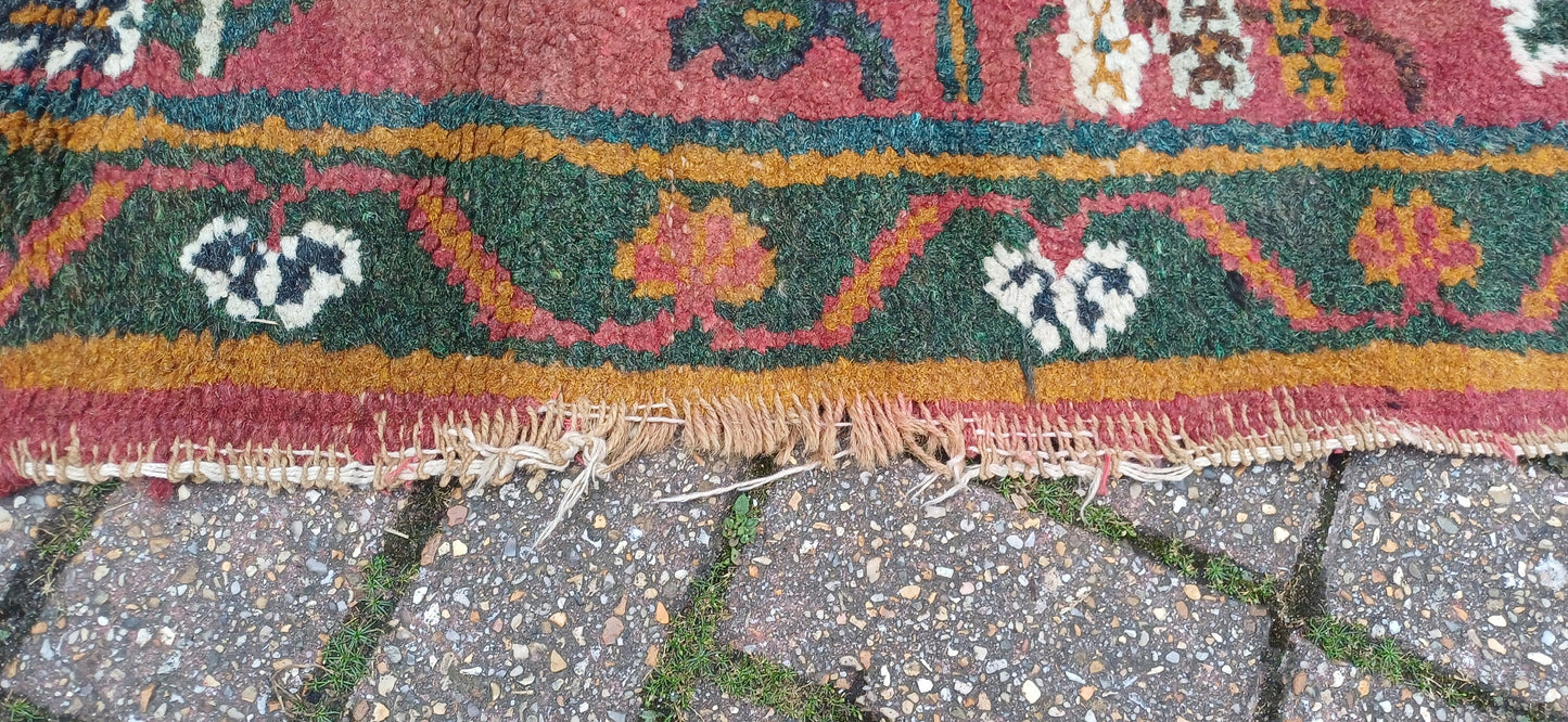 Charming Bohemian Age Worn Early 20th Century Vintage Rug Runner Beautiful Colours Shabby Chic 260 x 72 cm