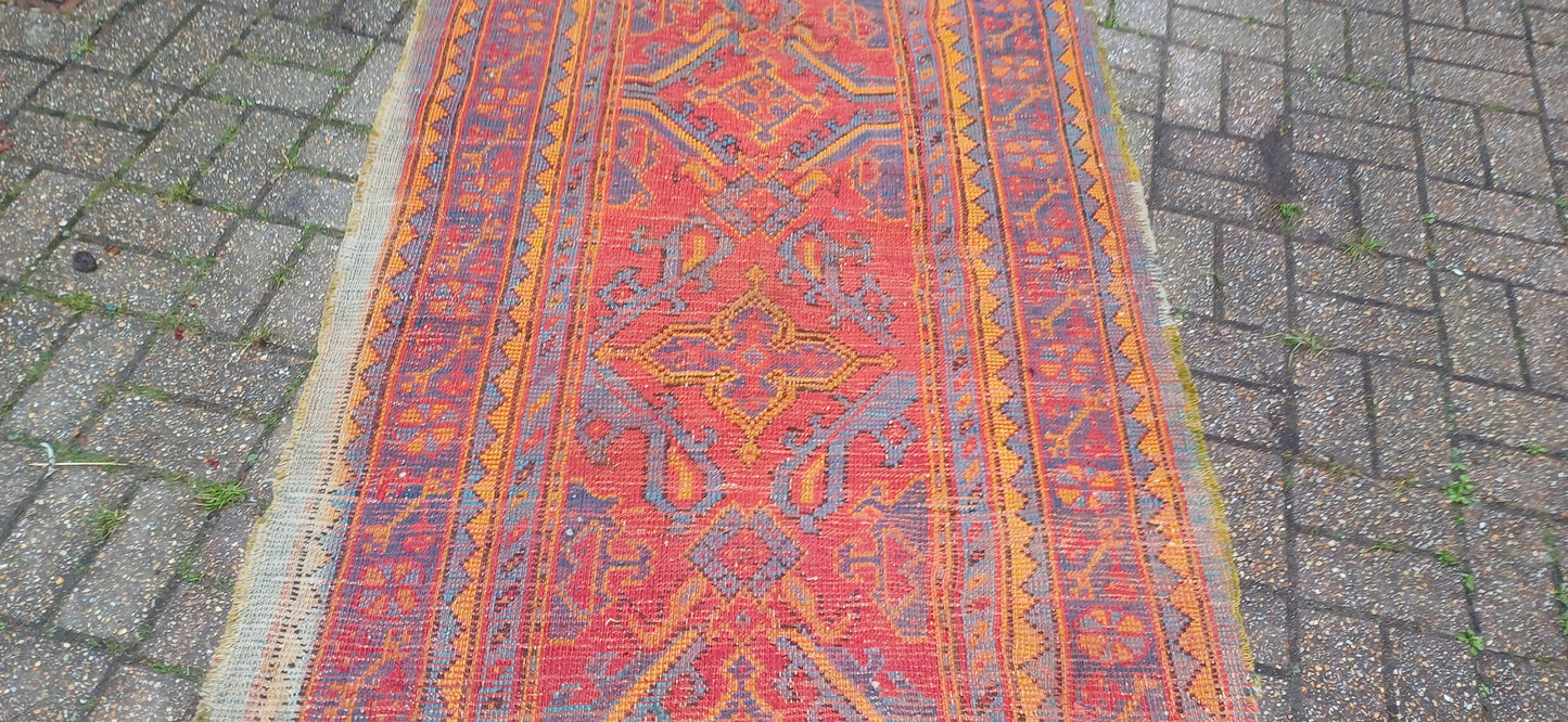 Charming Wool Woollen Bohemian Age Worn Early 20th Century Vintage Rug Runner Beautiful Colours Shabby Chic 404 x 113 cm