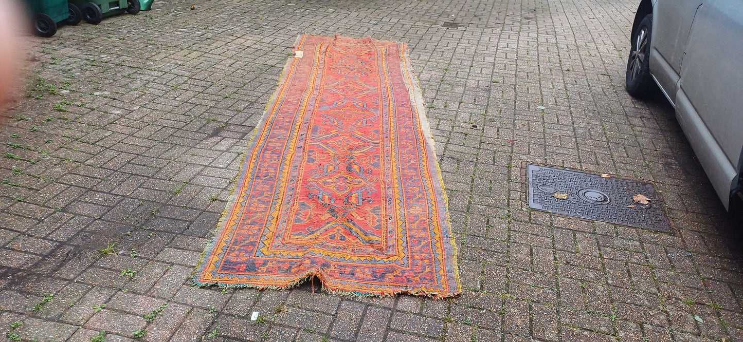 Charming Wool Woollen Bohemian Age Worn Early 20th Century Vintage Rug Runner Beautiful Colours Shabby Chic 404 x 113 cm