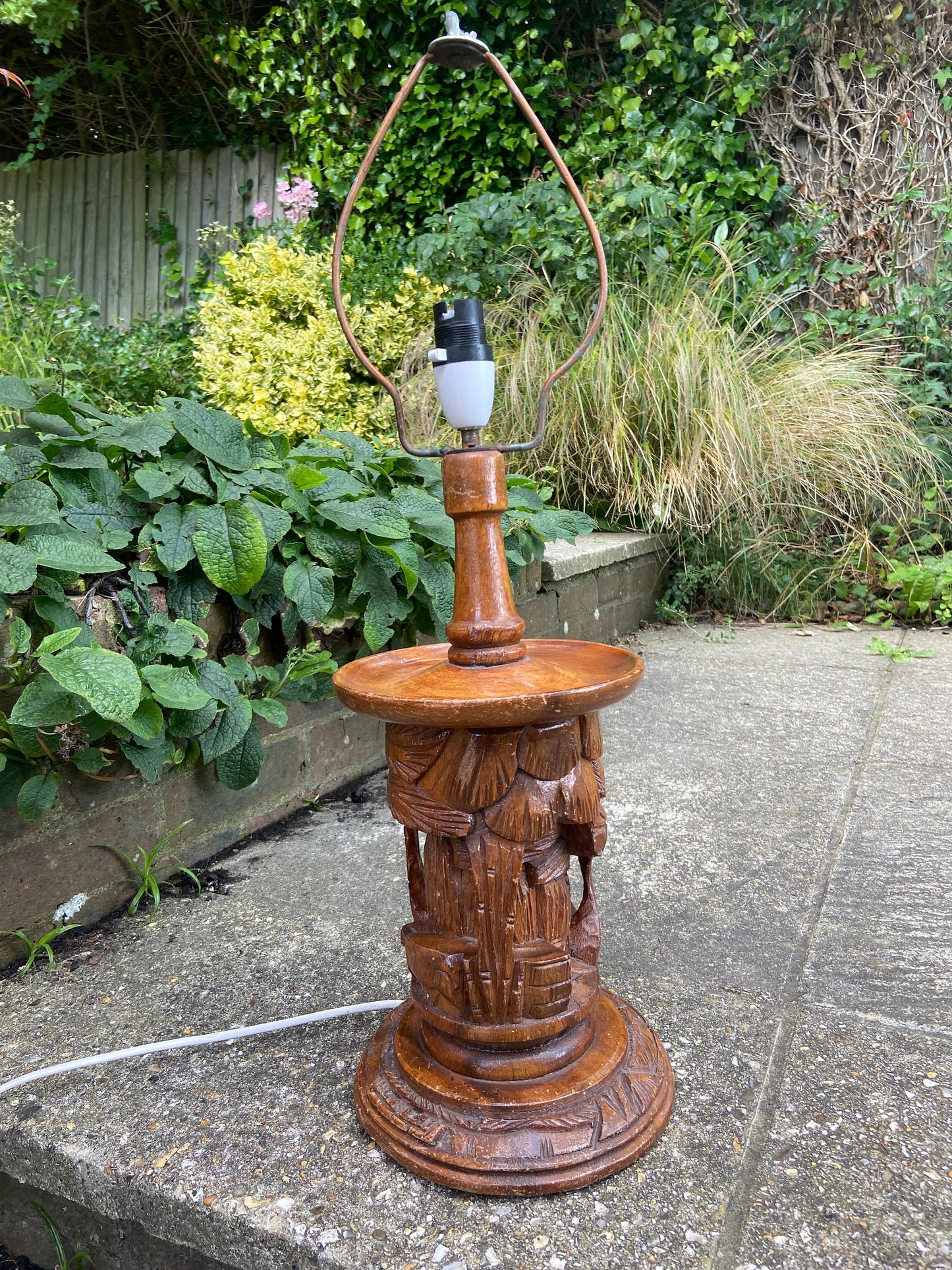Large ethnic carved wooden vintage table lamp - South Pacific