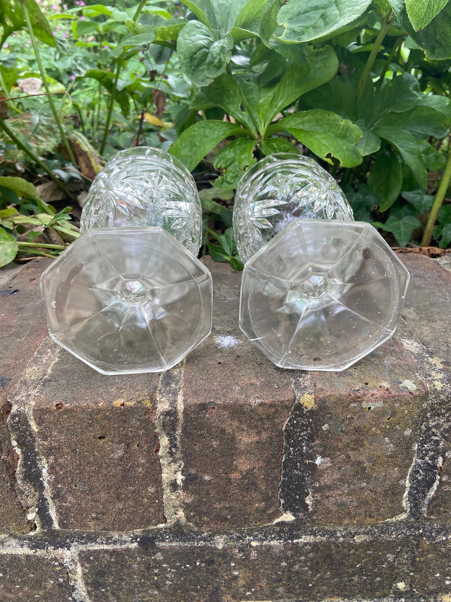 Vintage pair of glass flower vases - good medium size - great for flowers or display, vgc, crystal glass vases