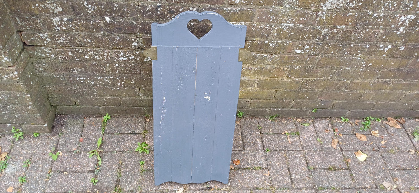 Vintage Style Solid Pine Wall Shelf with Heart Motif Shabby Chic Grey Chalk