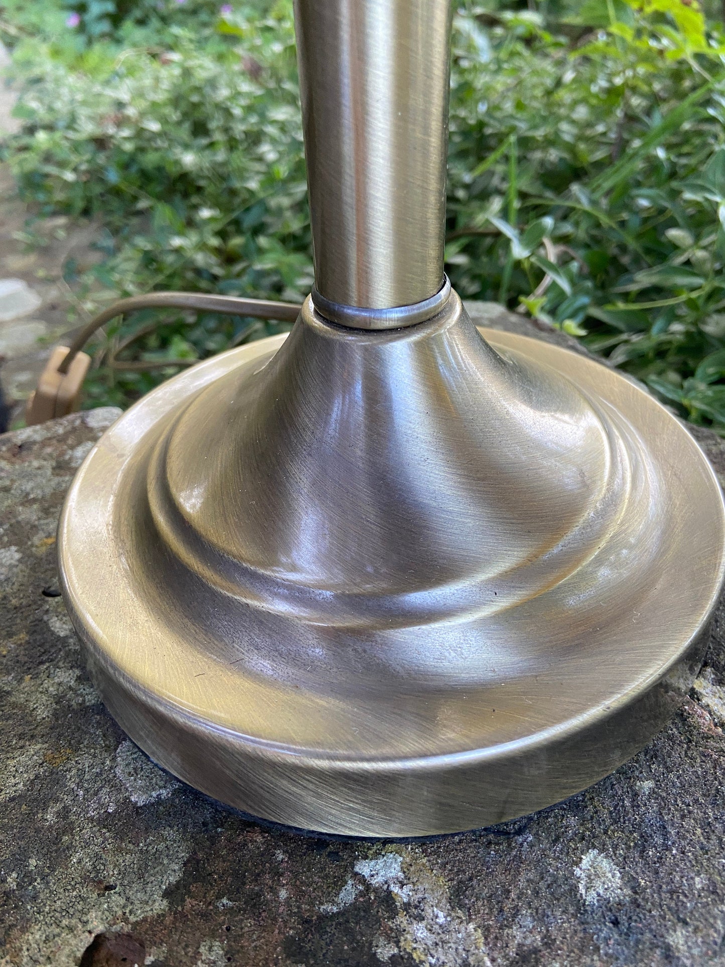 Vintage swing office table lamp, swing functionality, antique brass finish; working lamp; desk lamp, dressing table lamp, corner lamp