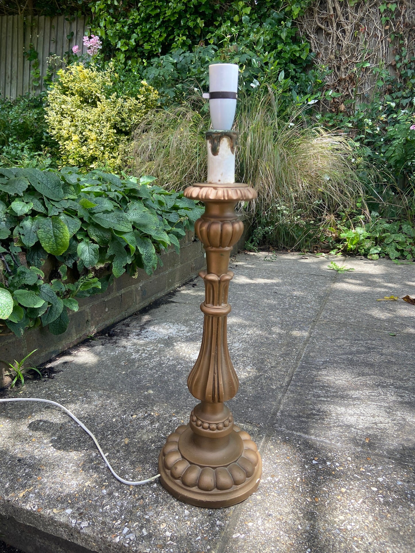 Tall retro vintage table lamp in antique gold - made of resin and painted; classic candelstick holder style, working, vgc