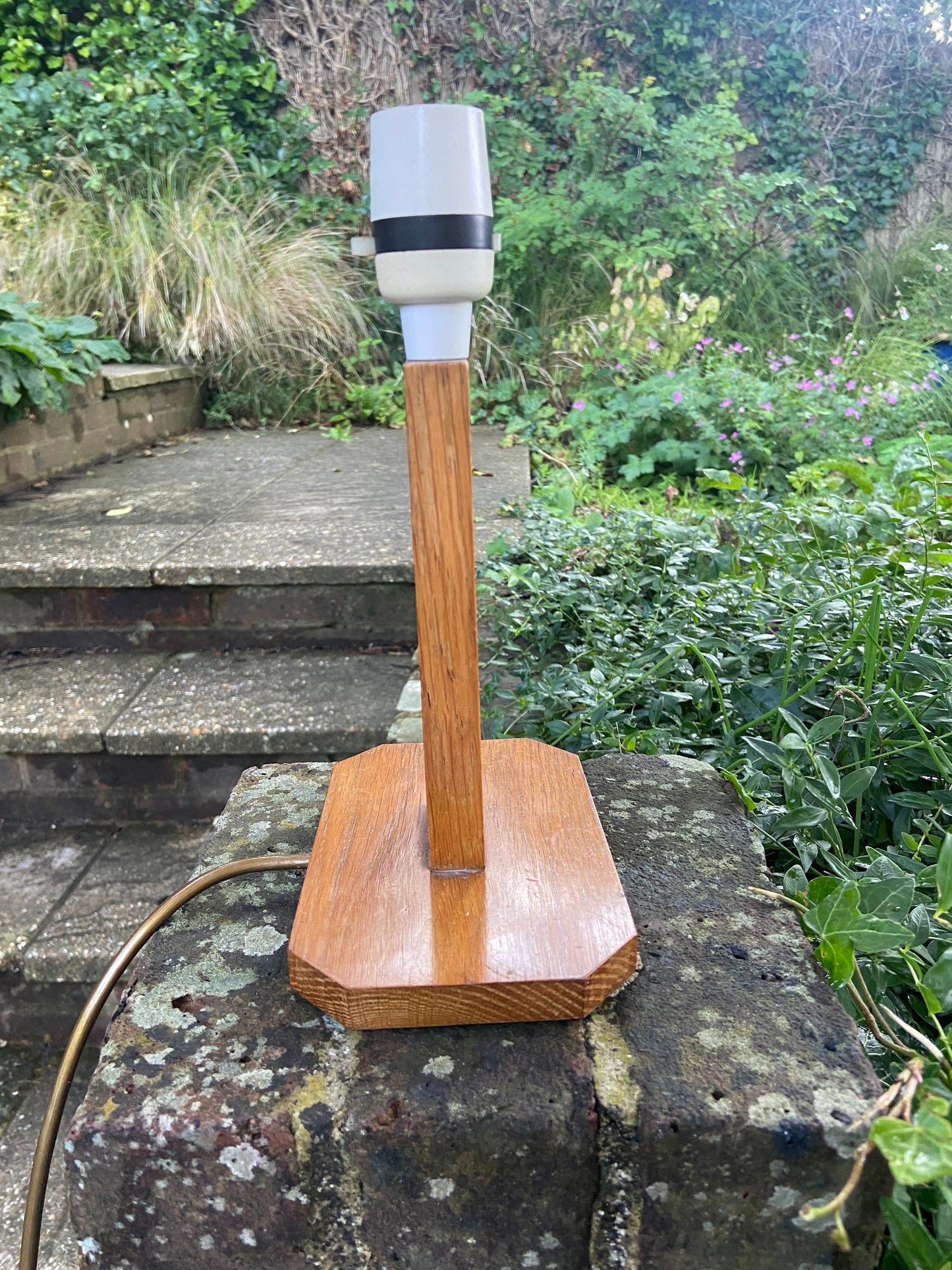 Mid century vintage wooden table lamp - handmade - geometric design, oak, very long flex