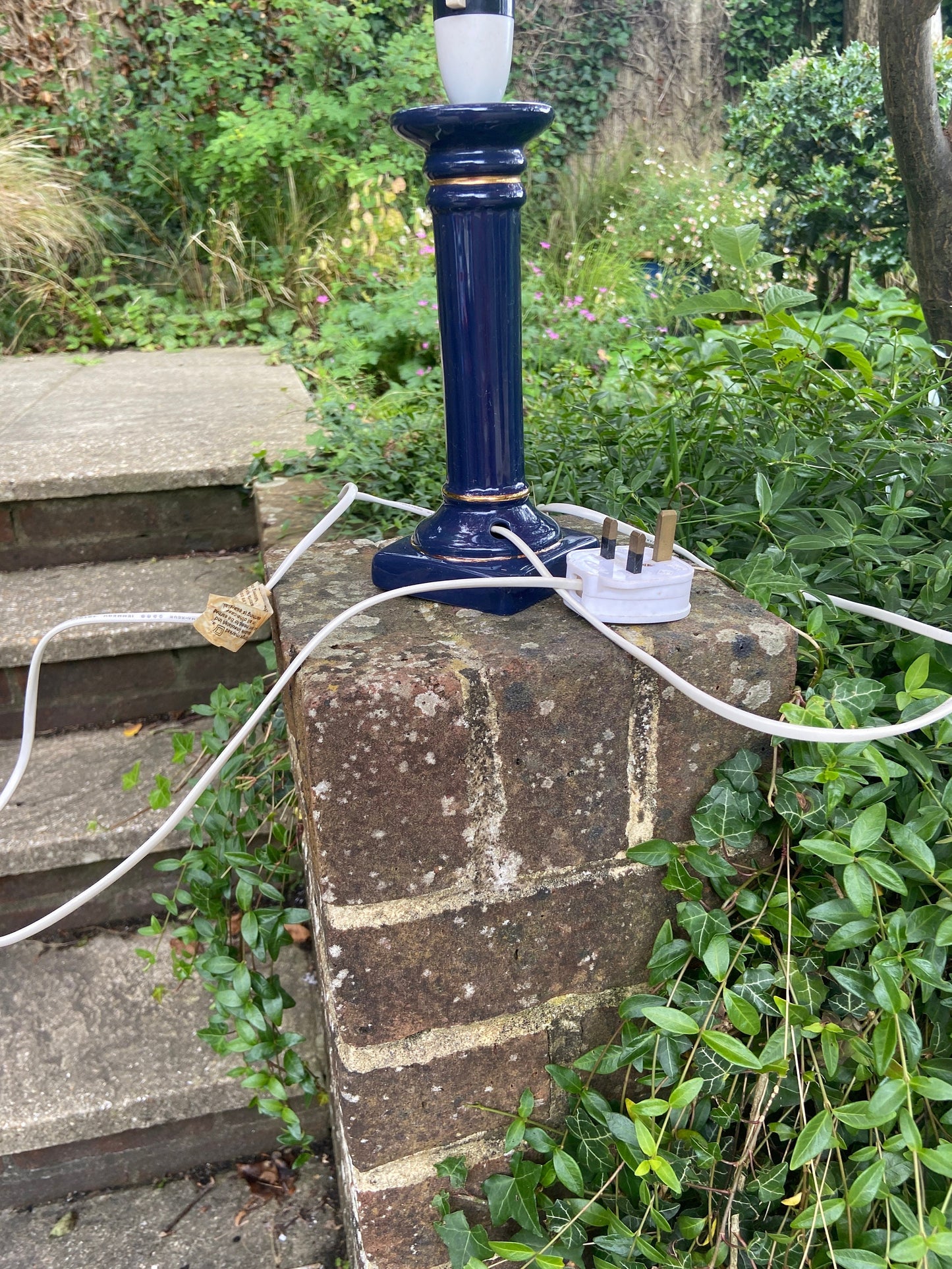 Classic 1990s vintage navy blue table lamp - blue and gold ceramic, working, candlestick holder style, stick lamp
