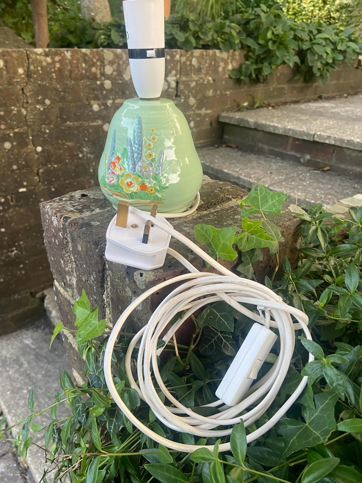 Vintage Crown Devon Mid century Handpainted green ceramic, green lamp with hand painted vintage ceramic table lamp with pretty floral detail