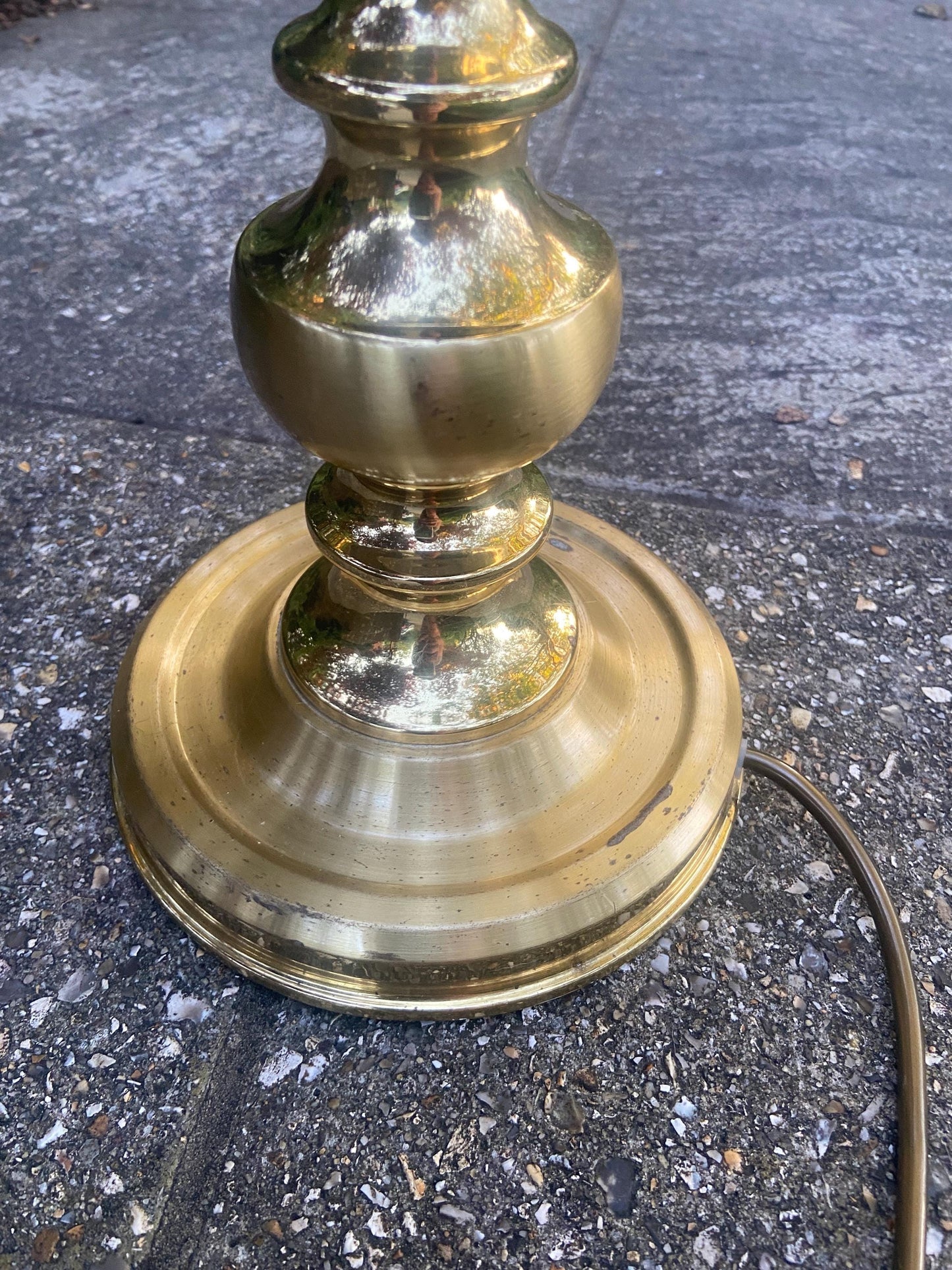 Super vintage shiny brass vintage table lamp BHS made - BHS table lamp, tall