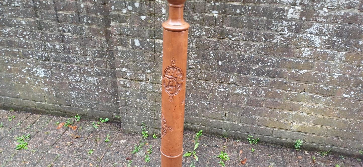 Superb Vintage Mid 20th Century Carved Oriental Style Standard Lamp