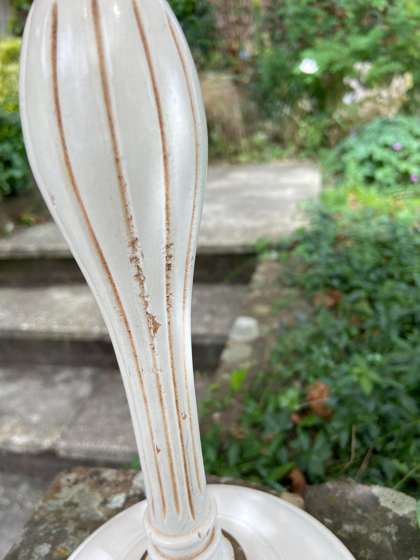 Smashing 1970s painted white wooden lamp with super purple underside felt! Vintage wooden white table lamp