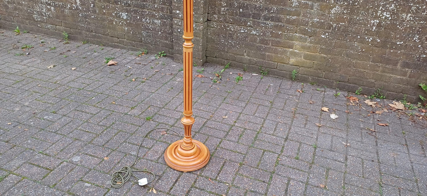 Modern Top Quality Vintage Style Beech Standard Lamp and Genuine Vintage Lampshade in Working Order. Free Hand Delivery England & Wales