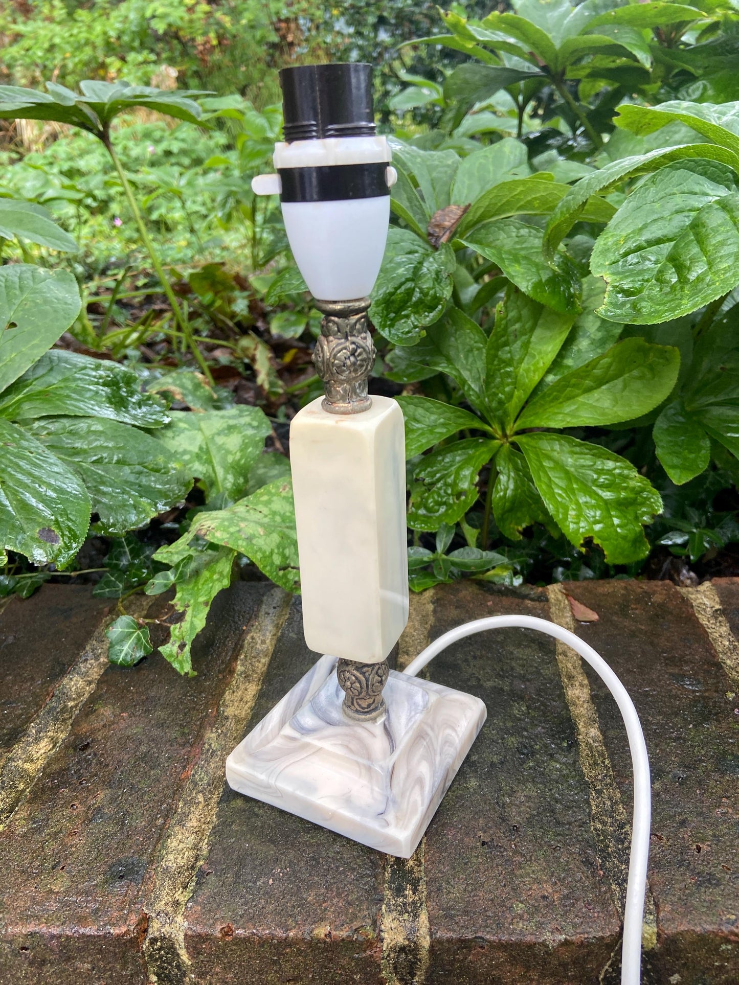 Vintage Retro Faux Onyx and Brass Table Lamp