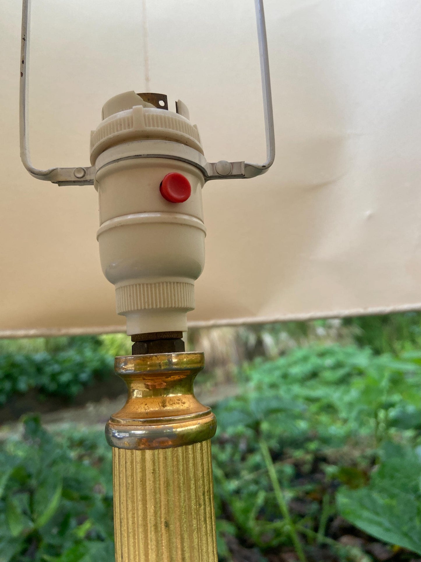 Retro tall white onyx lamp with brass detail and an original oval retro shade