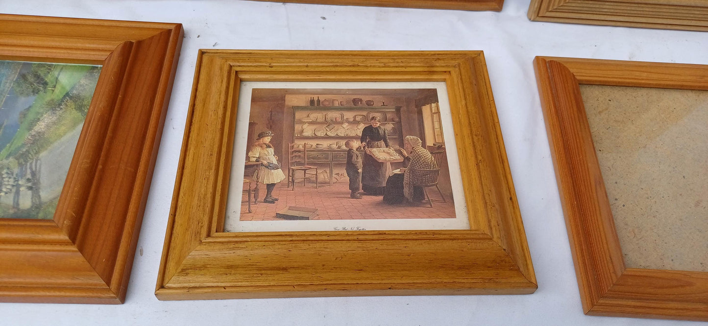 Collection of 6 Pine etc Vintage Pictures Picture Frames Framing Glazed with Boarded Backings Frame Photograph Artist Upcycling Project.