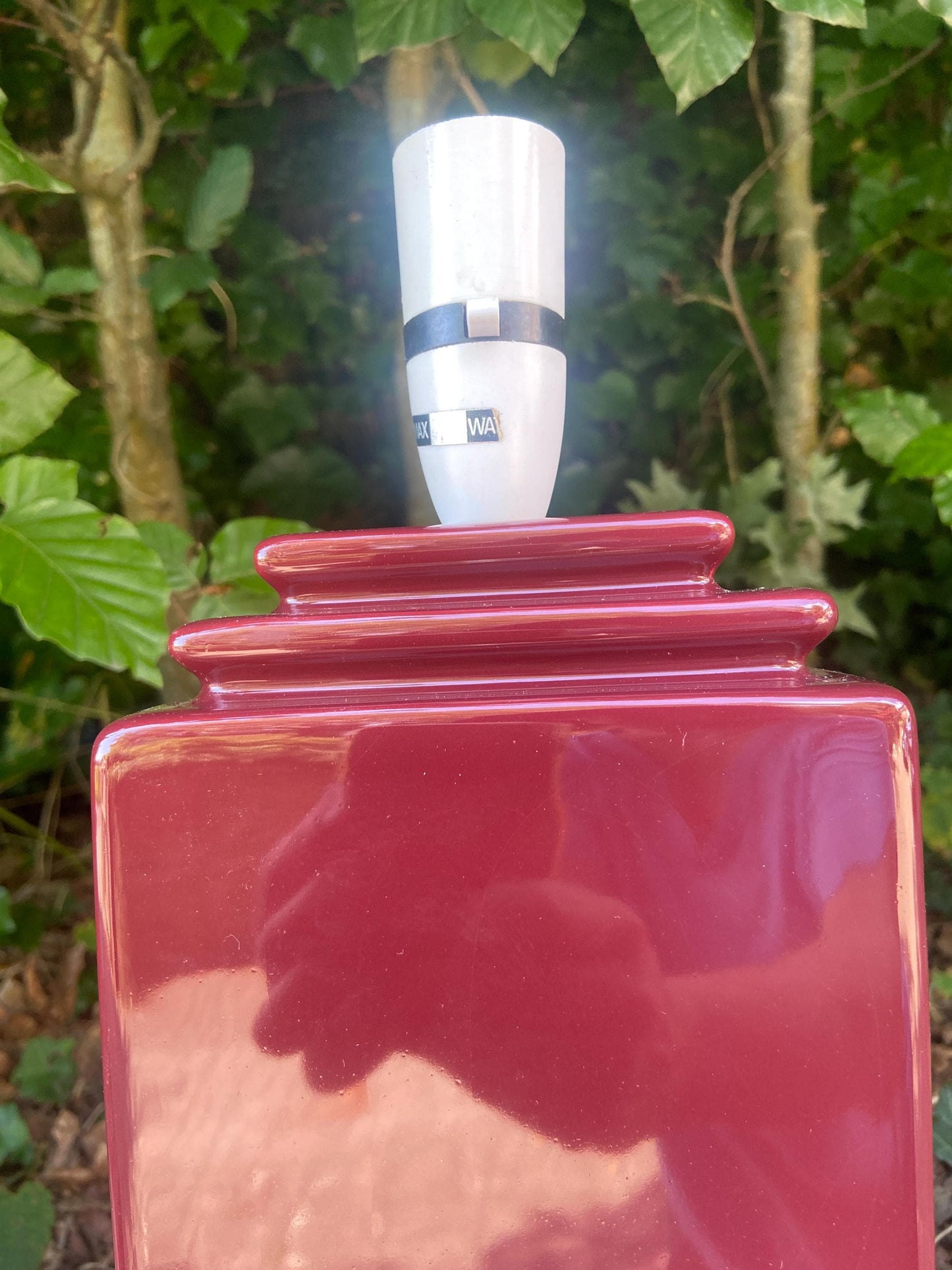 Vintage rectangular table lamp with Chinese colouring and design, red and gold, symbols, working table lamp