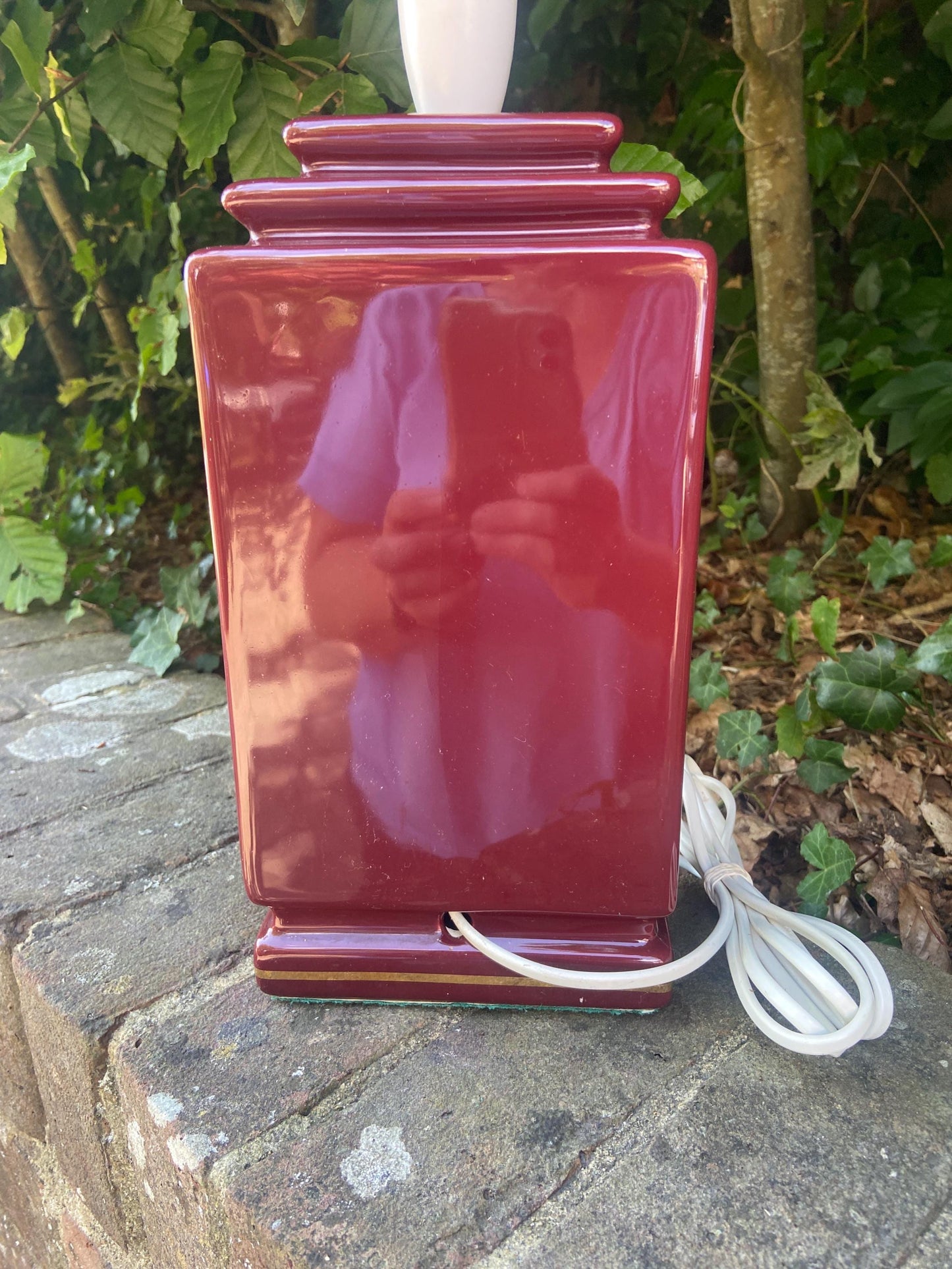Vintage rectangular table lamp with Chinese colouring and design, red and gold, symbols, working table lamp