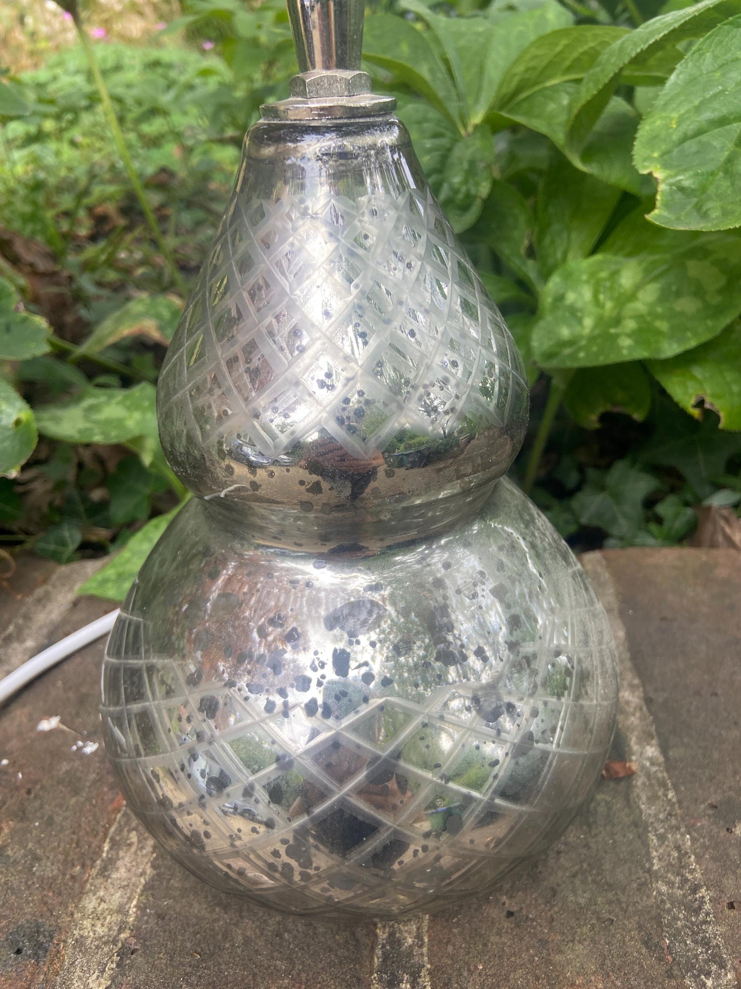 Turkish-Style Vintage Glass Silver Mirrored Table Lamp – Exotic Elegance Illuminated, working condition