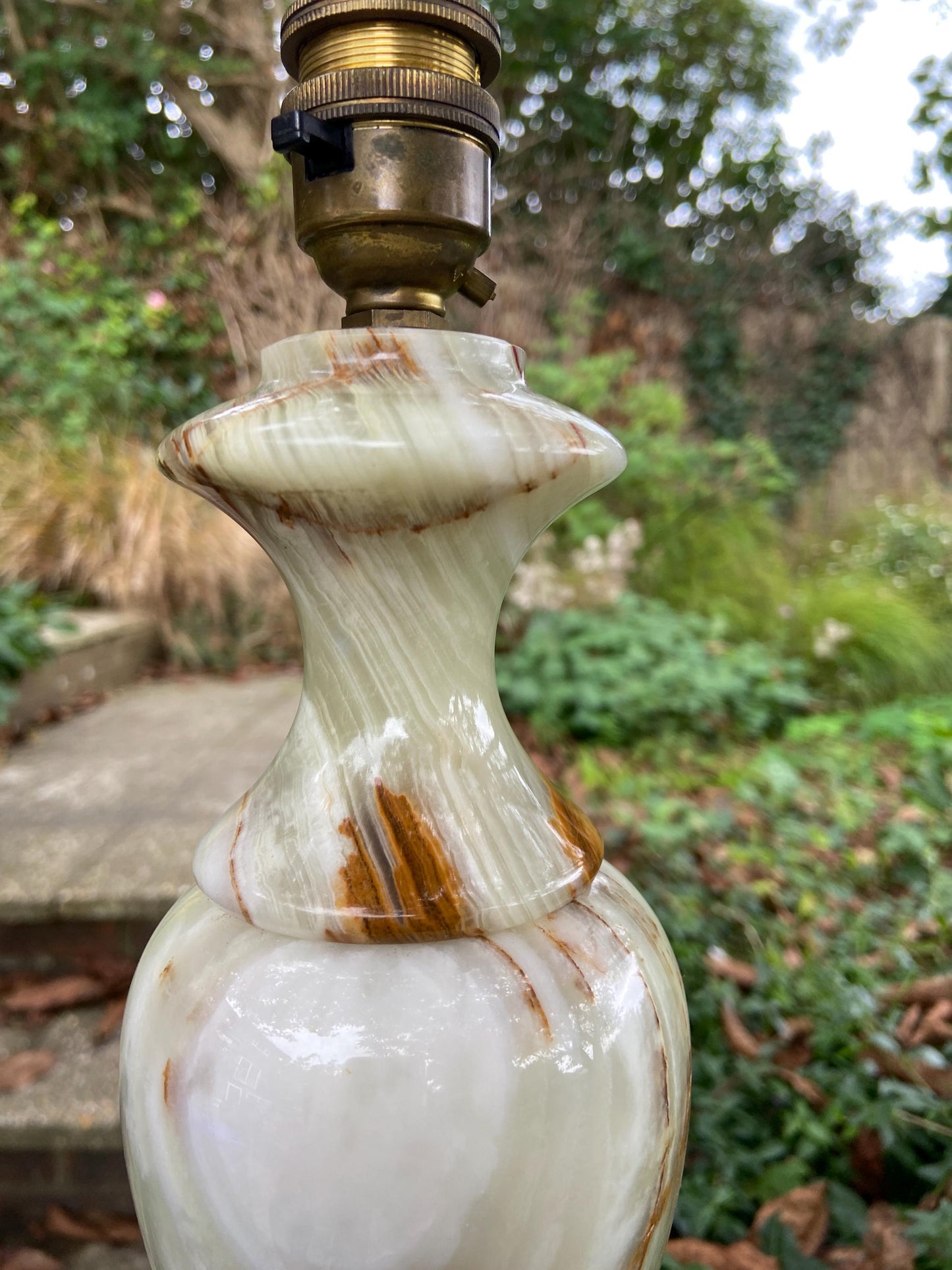 Tall vintage green onyx lamp on square tiered base - lovely green, brown, beige colouring - working