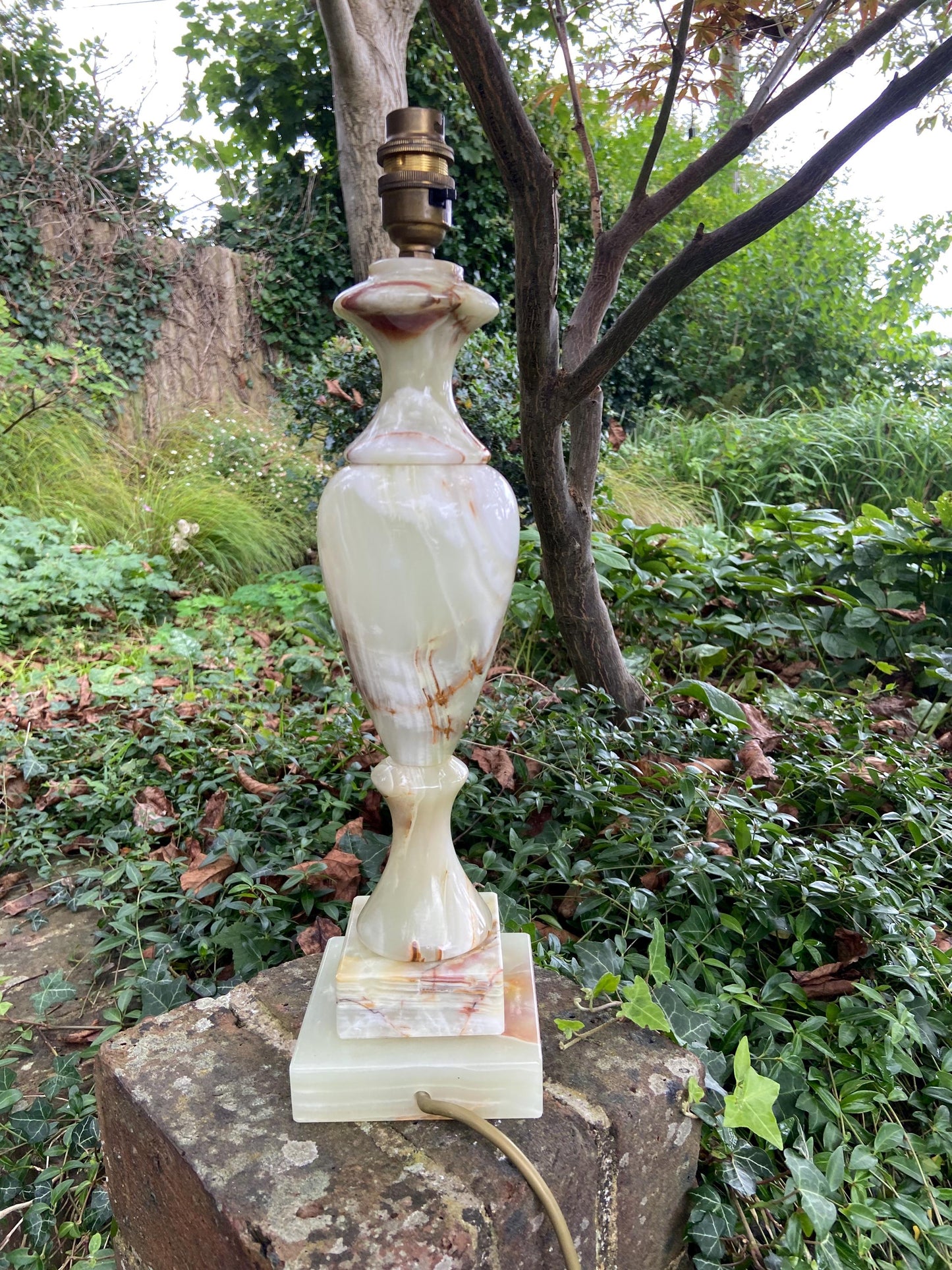 Tall vintage green onyx lamp on square tiered base - lovely green, brown, beige colouring - working