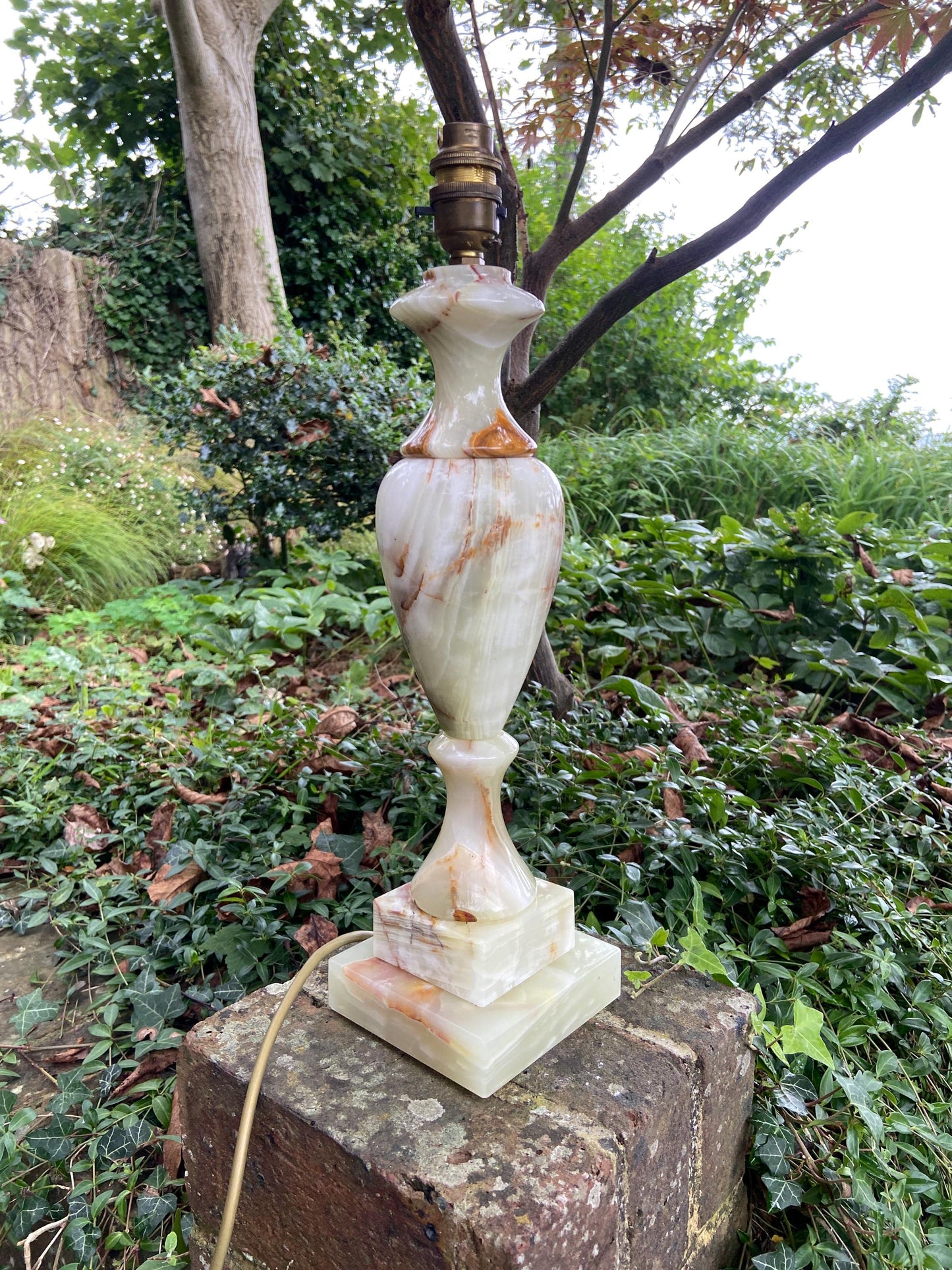 Tall vintage green onyx lamp on square tiered base - lovely green, brown, beige colouring - working