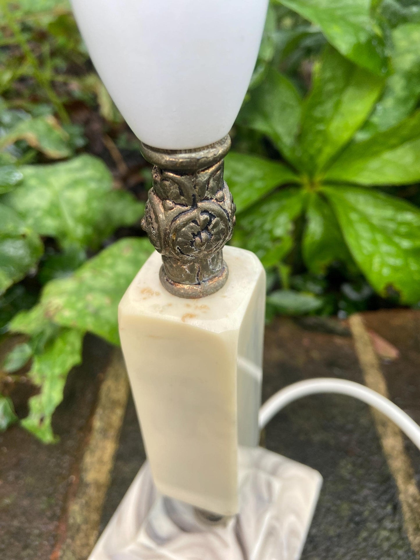 Vintage Retro Faux Onyx and Brass Table Lamp