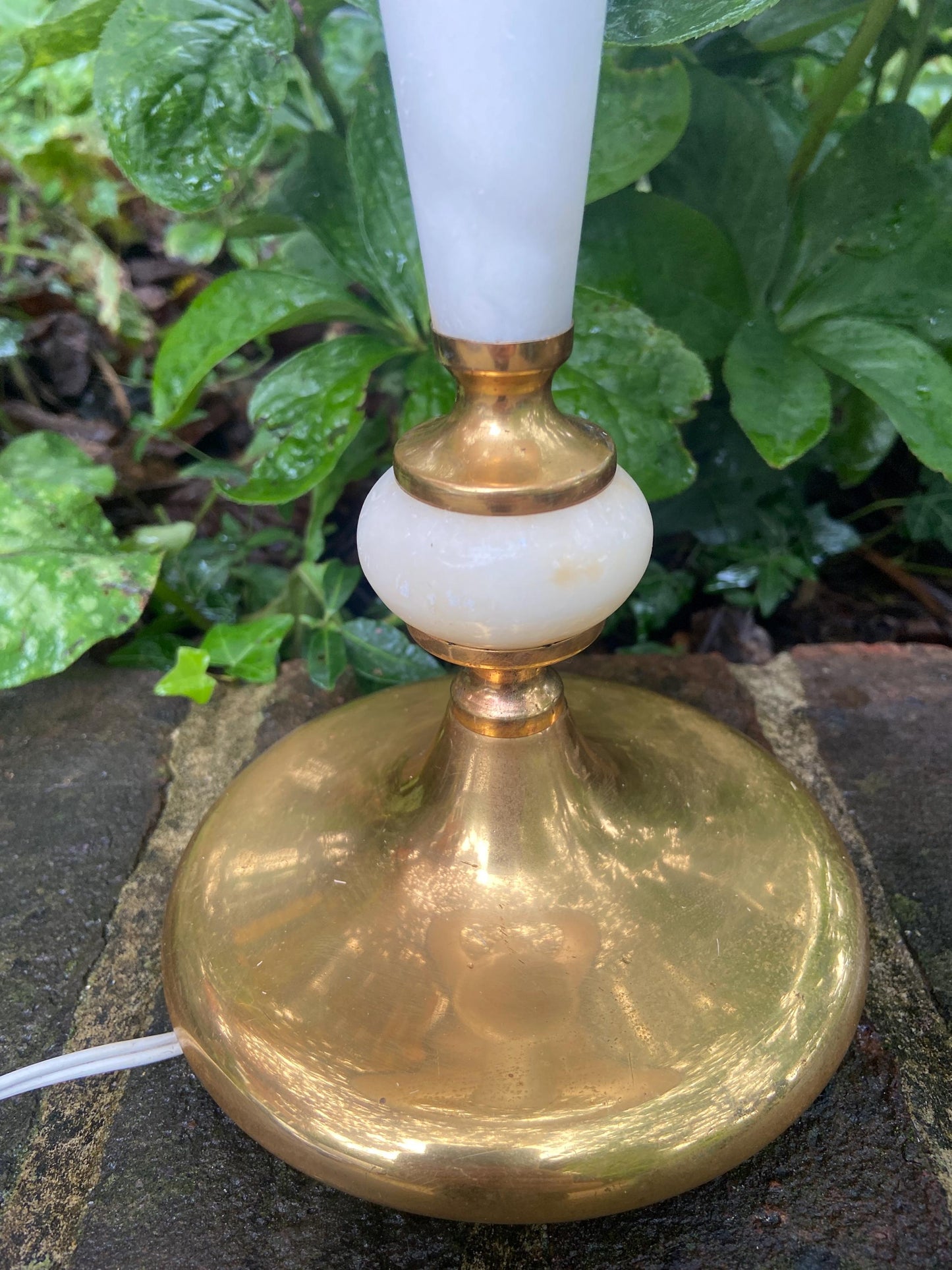 Retro tall white onyx lamp with brass detail and an original oval retro shade