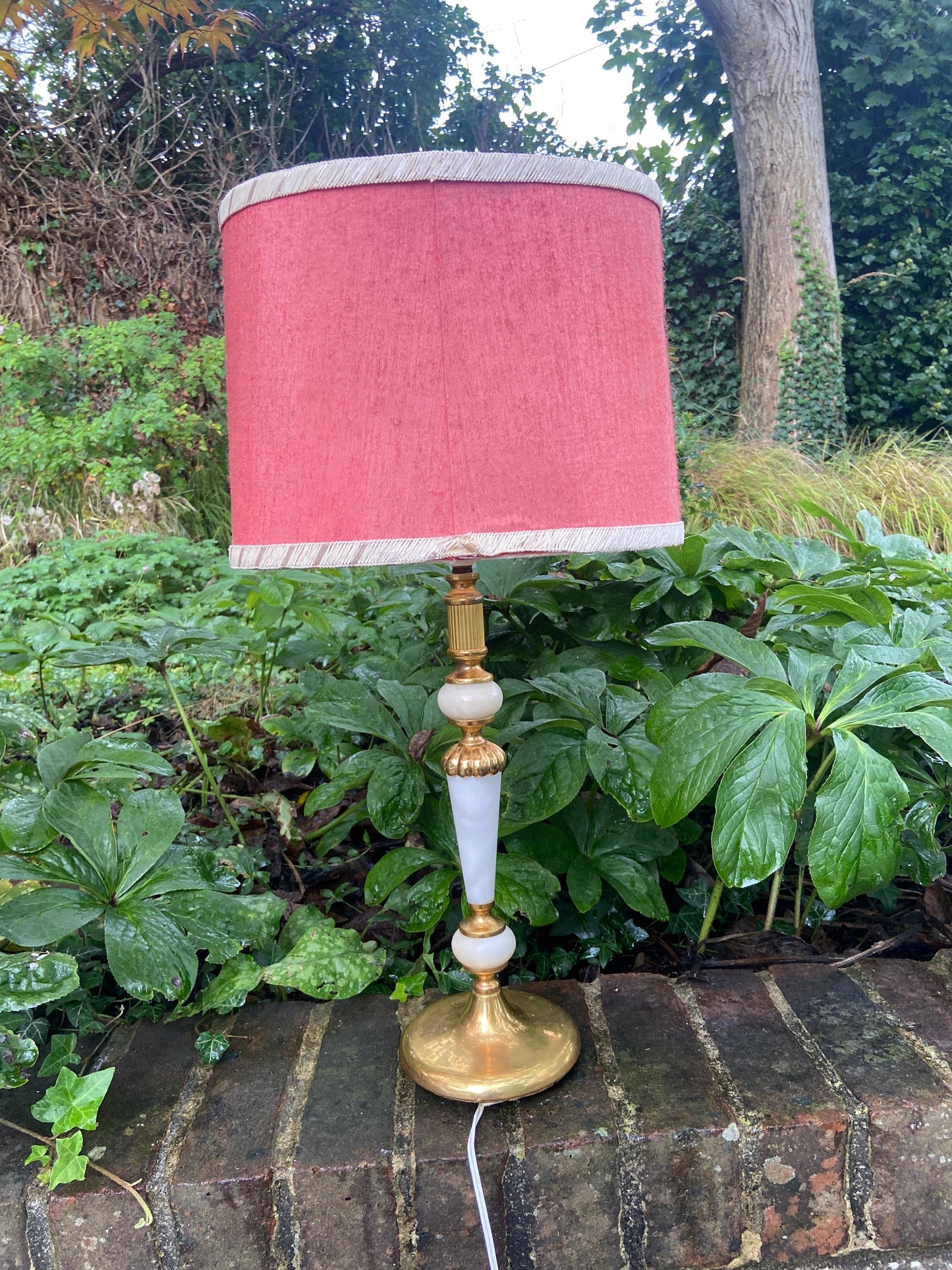 Retro tall white onyx lamp with brass detail and an original oval retro shade