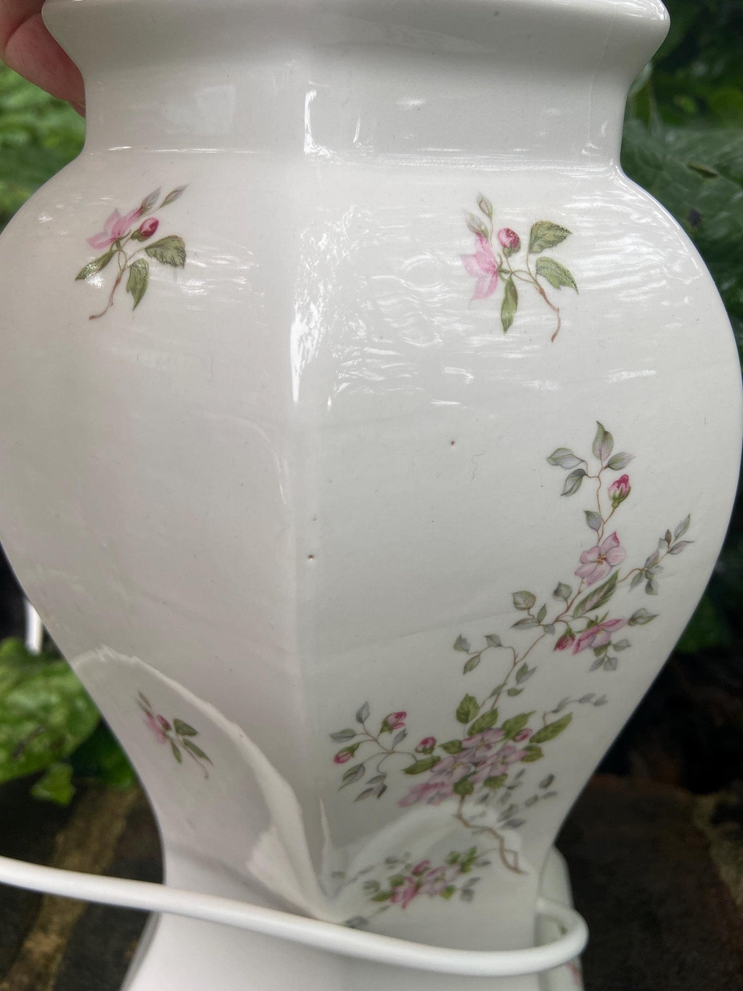 Classic vintage ginger jar, mock oriental ceramic table lamp with flowers - working
