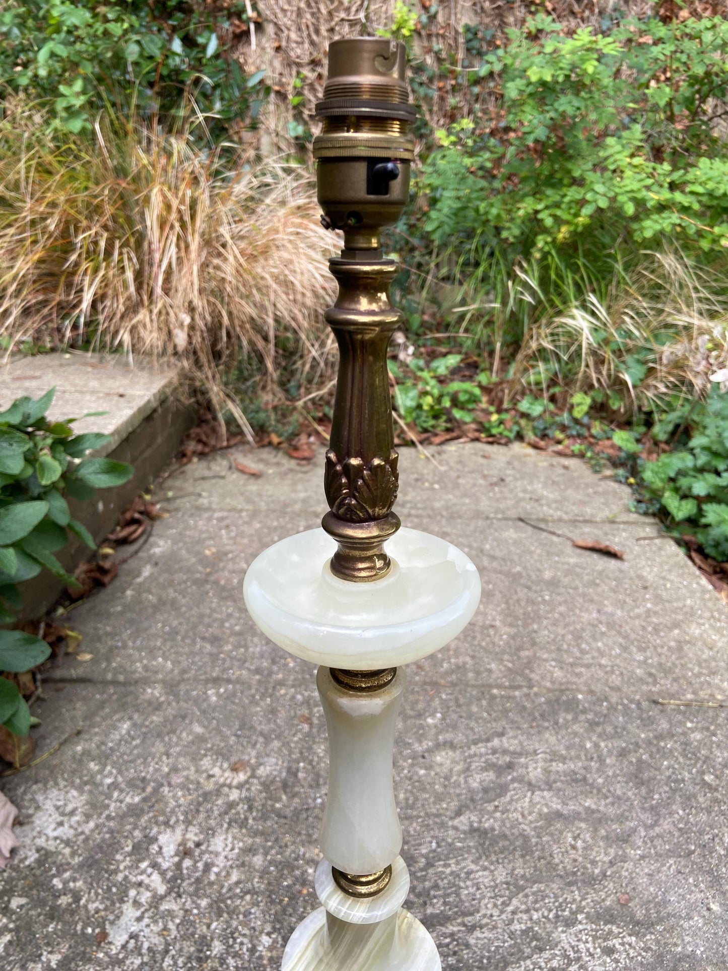 Very tall and attractive vintage onyx and metal table lamp, or floor lamp - 70cm tall