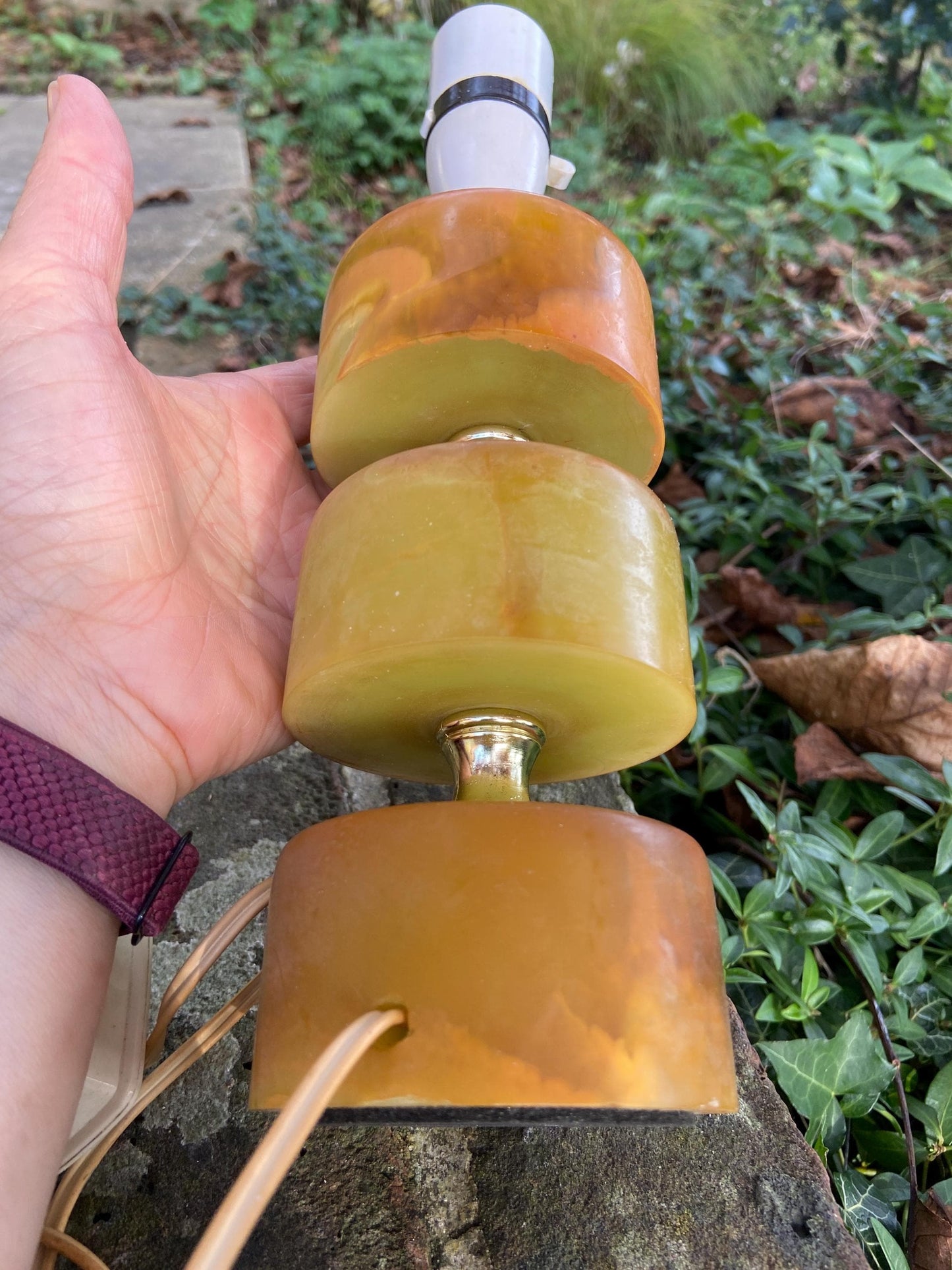 Fantastic retro faux amber tower table lamp - working