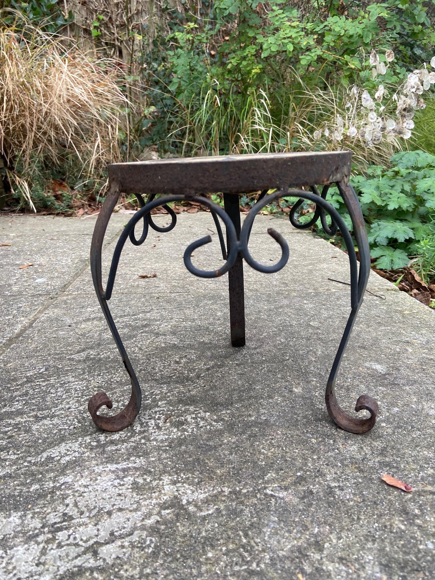 Dinky vintage mosaic and wrought iron small metal table - plant stand, rusted finish