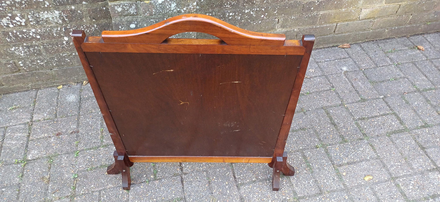 Outstanding Unusual Art Nouveau Hand Painted Oak Fire Screen. Free Hand Delivery.