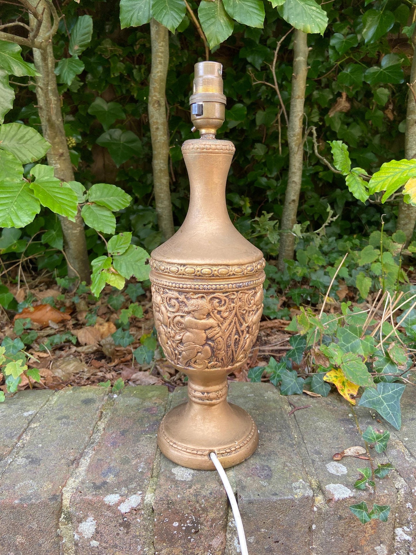 Large retro vintage gold table lamp - plaster painted in gilt - moulded angels and cherubs - working