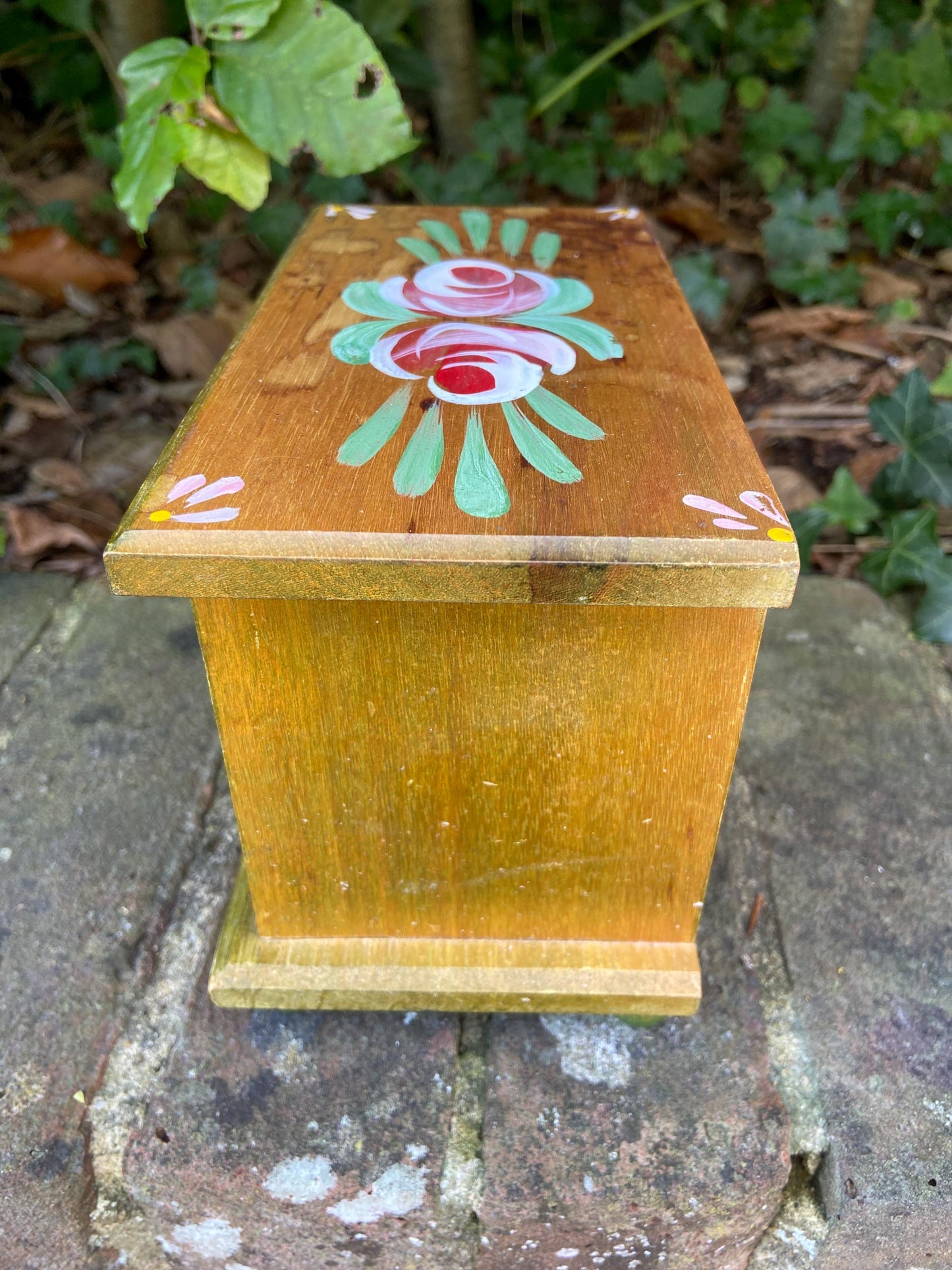 Delightful vintage trinket box or jewellery box, wooden and hand painted with pink roses
