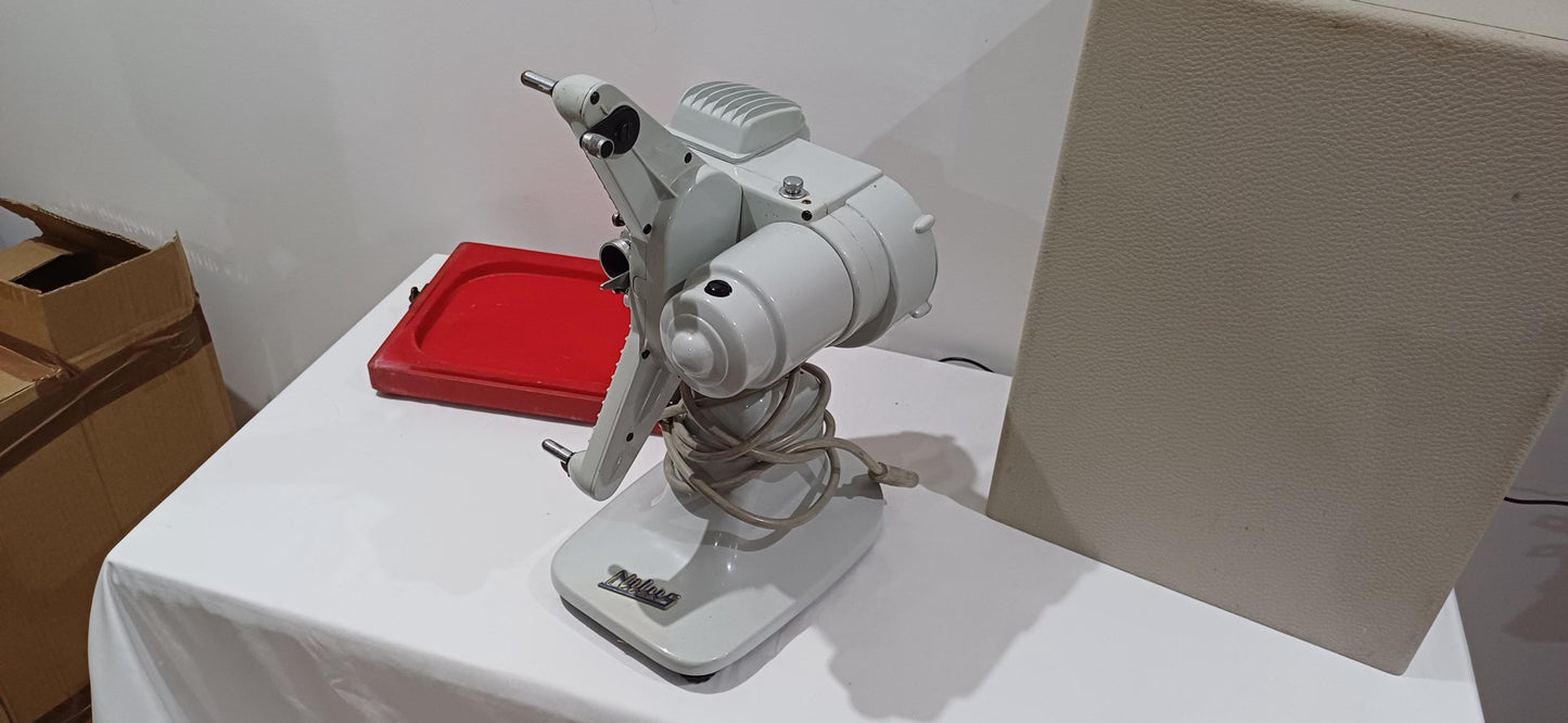 Vintage Retro Nilus Italian Projector in Case Industrial Electrical Décor