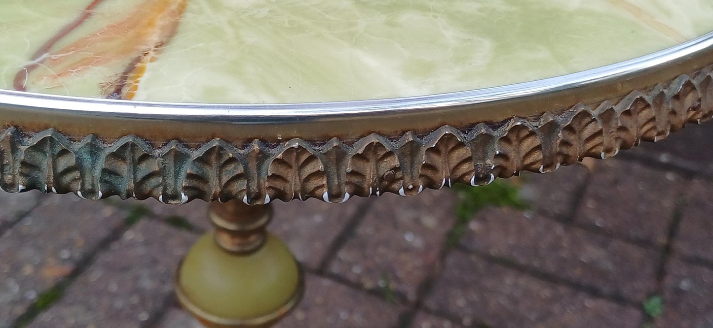 Classic 70s Vintage Retro Faux Onyx and Ornate Gold Occasional Side Table Kitsch.