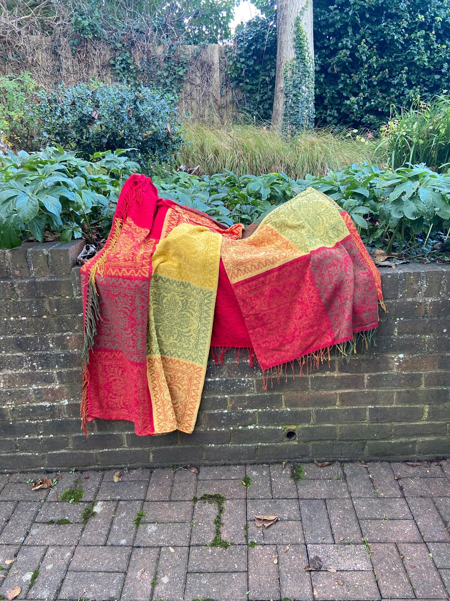 Vintage pair of Bold colourful vintage throws (150cm x 126cm each)