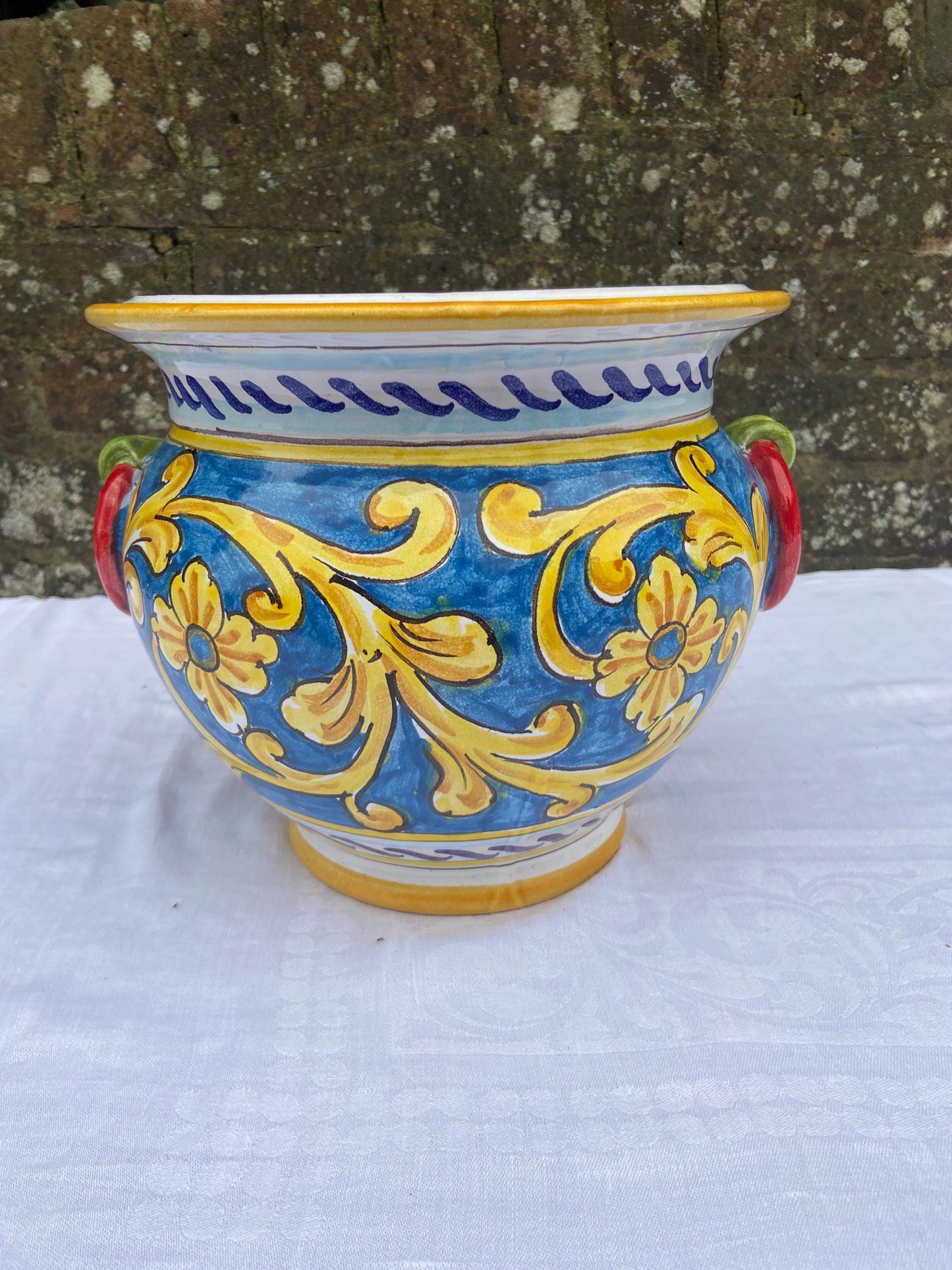 Hand painted and handmade vintage Sicilian Pottery Planter, Jardiniere Large