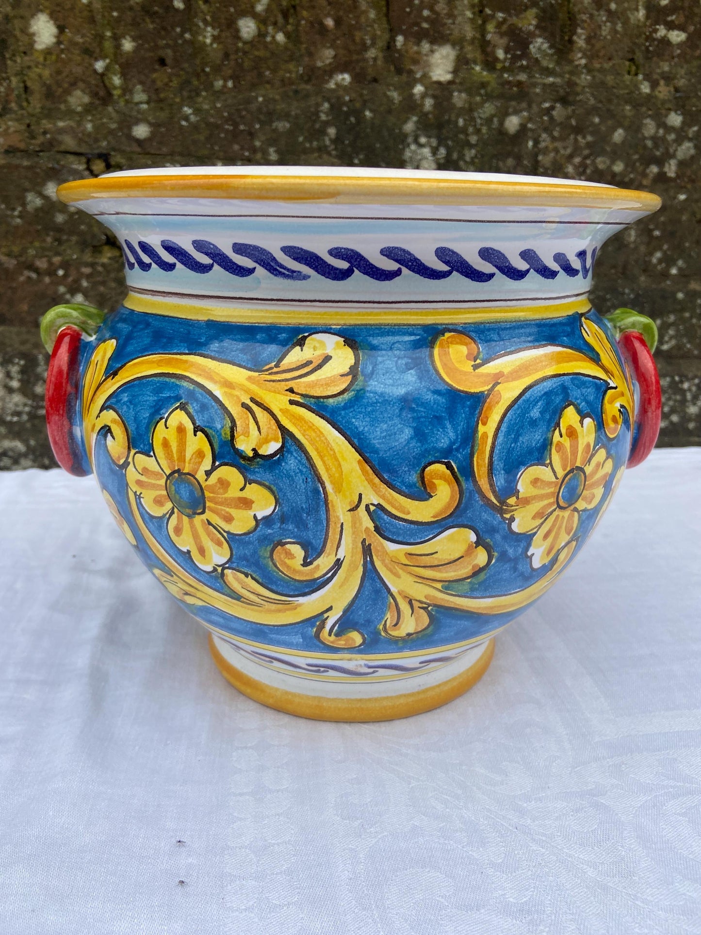 Hand painted and handmade vintage Sicilian Pottery Planter, Jardiniere Large